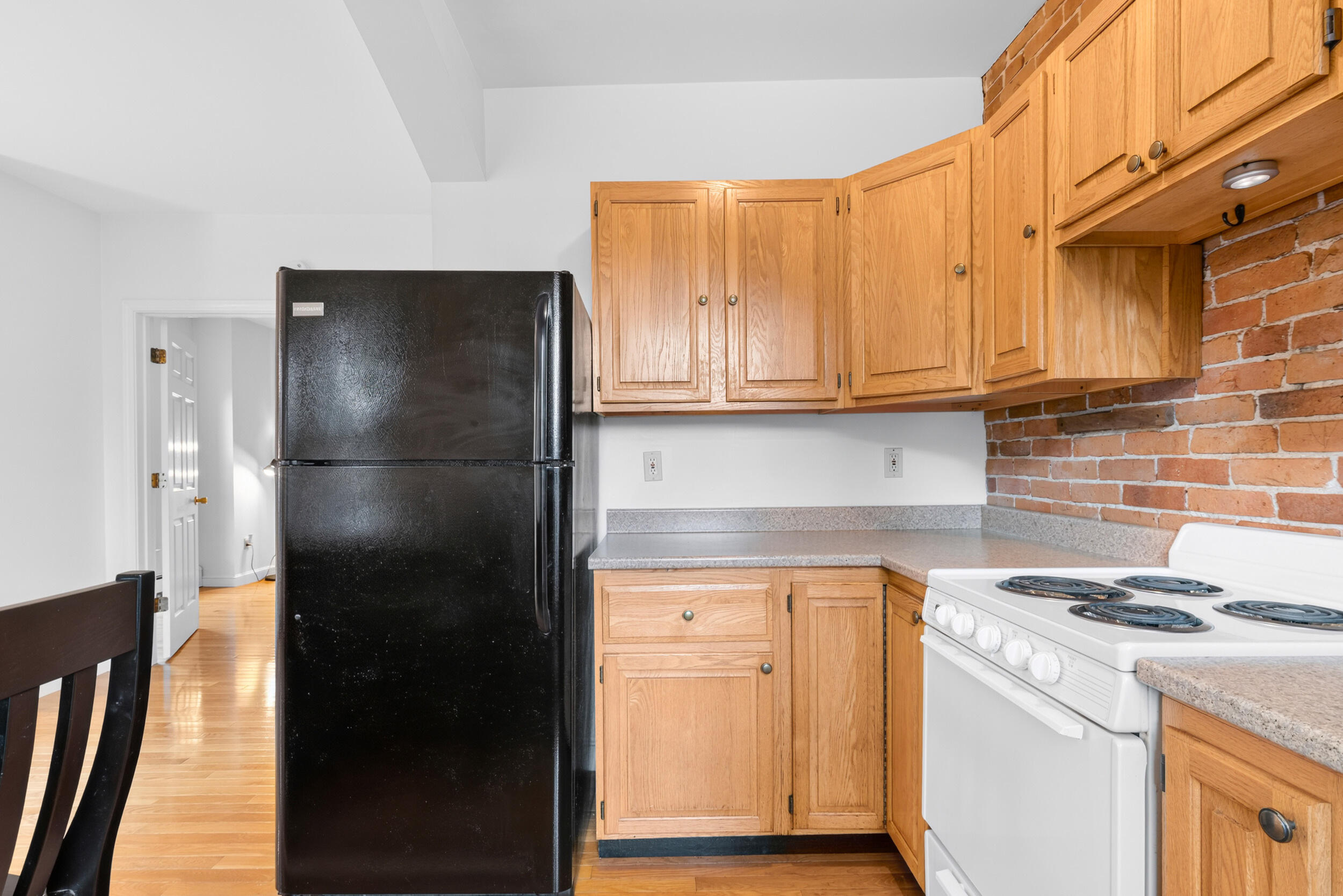238 State Street 4 Property Photo 8