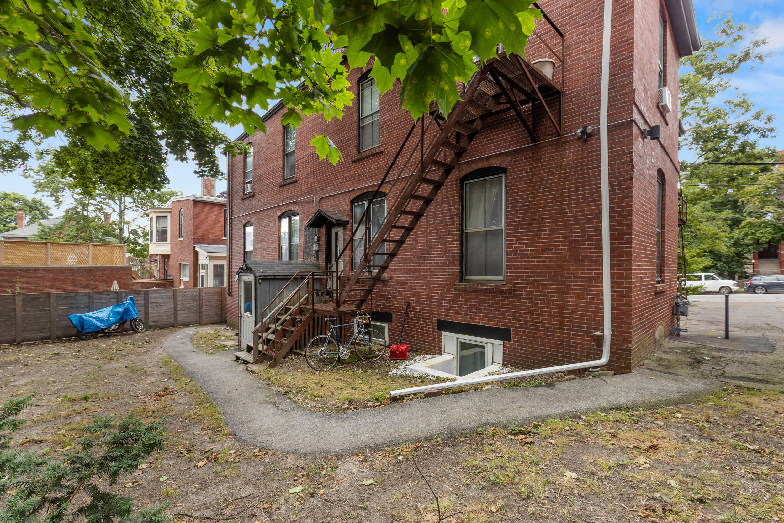 238 State Street 4 Property Photo 23