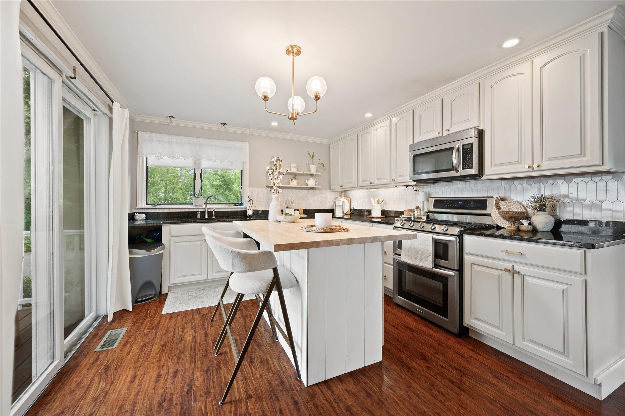 15 Brochu Lane Property Photo 7