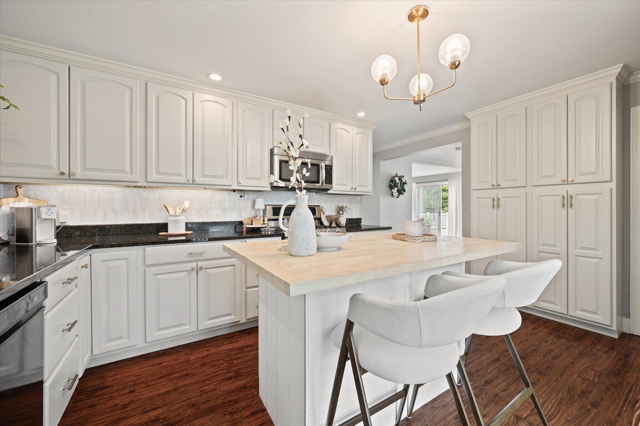 15 Brochu Lane Property Photo 8