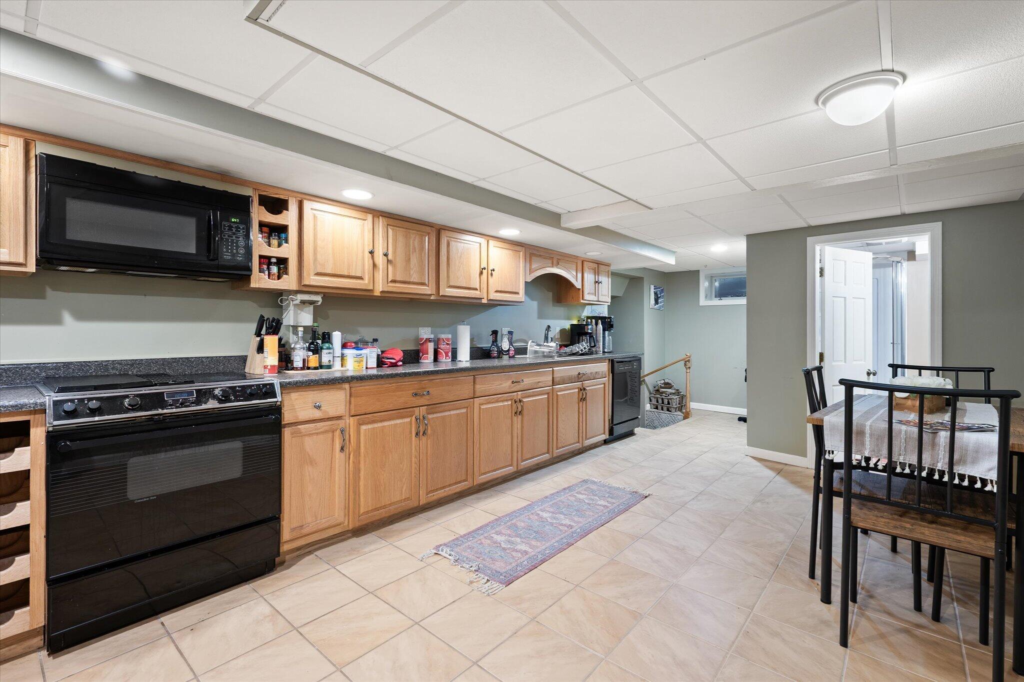 15 Brochu Lane Property Photo 38