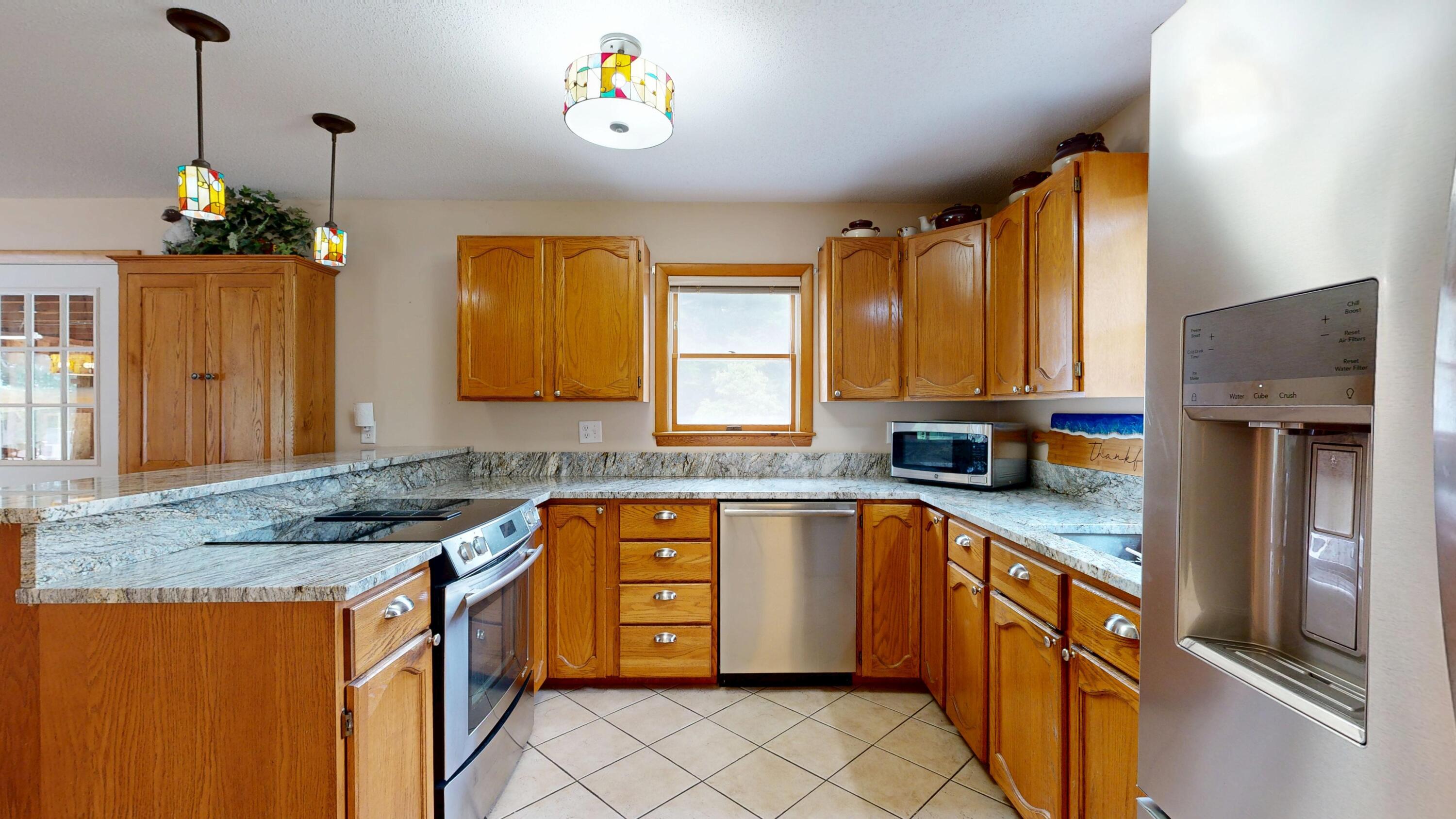 633 Bishop Hill Road Property Photo 10