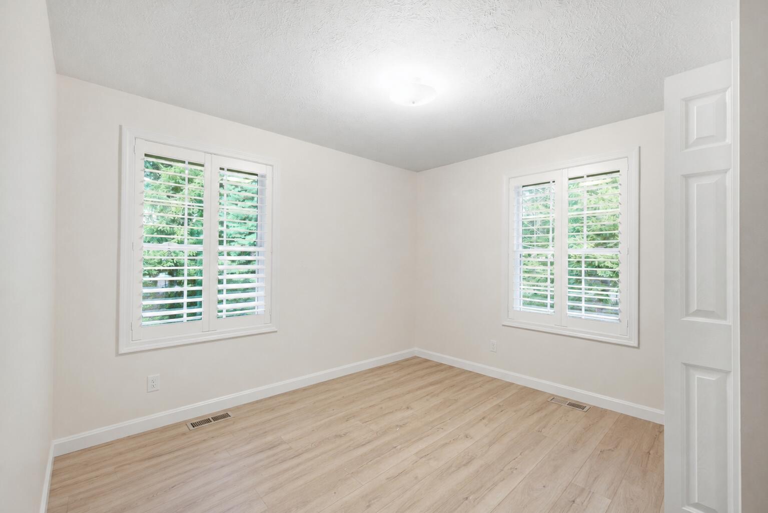 11 Sterling Drive 11 Property Photo 24