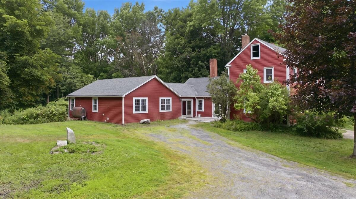 1135 Manchester Road Property Photo 2