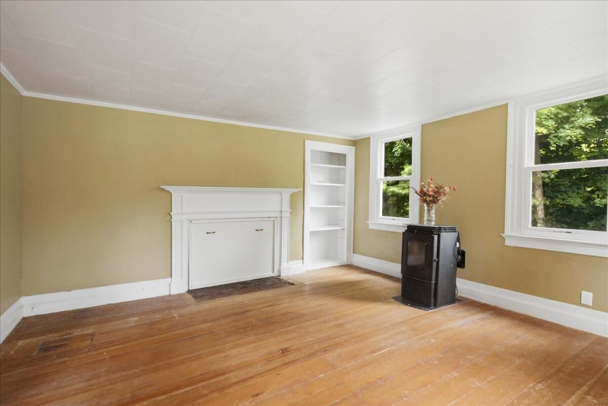1135 Manchester Road Property Photo 10