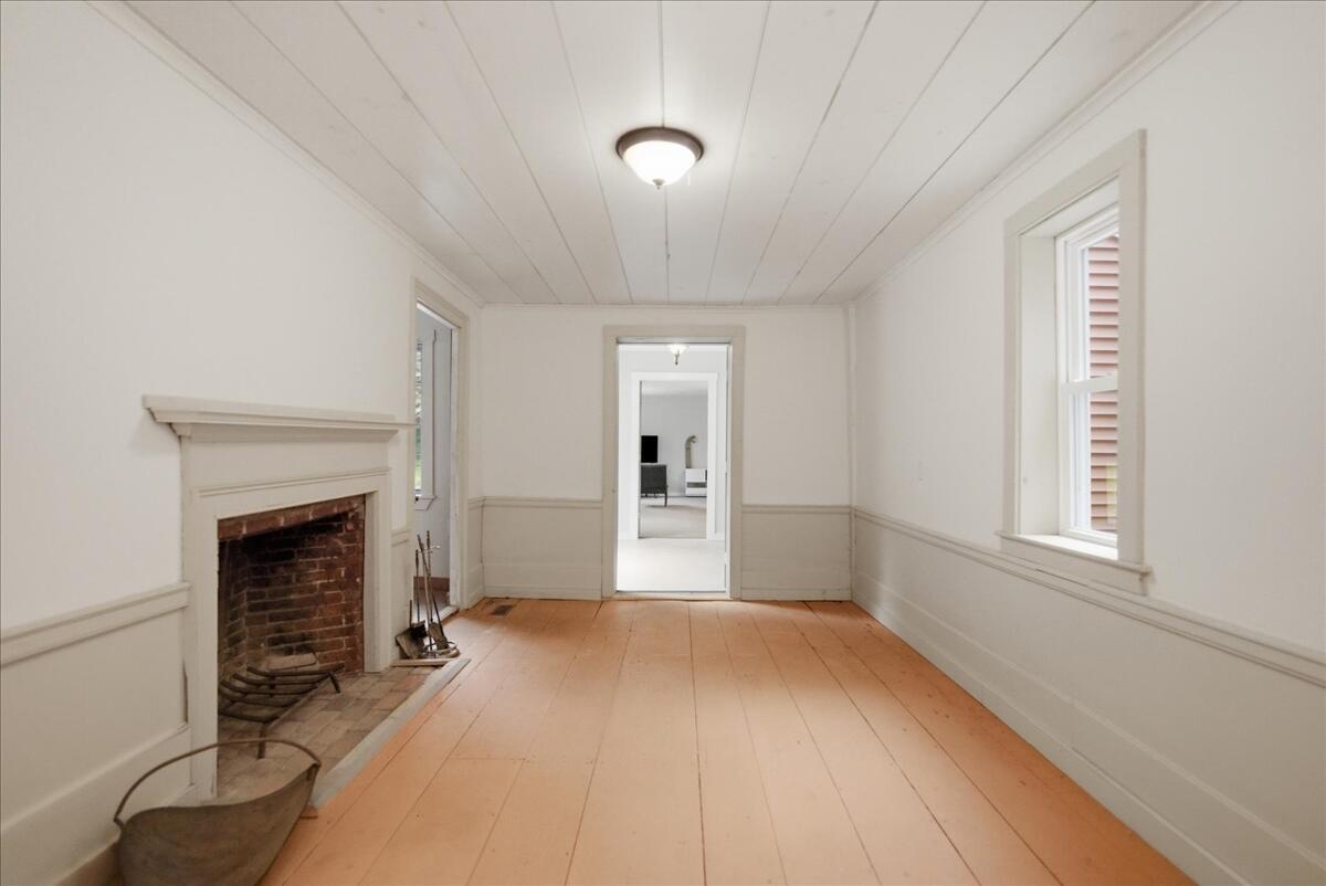 1135 Manchester Road Property Photo 18