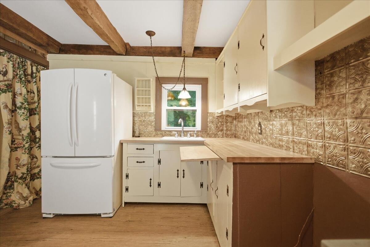 1135 Manchester Road Property Photo 21