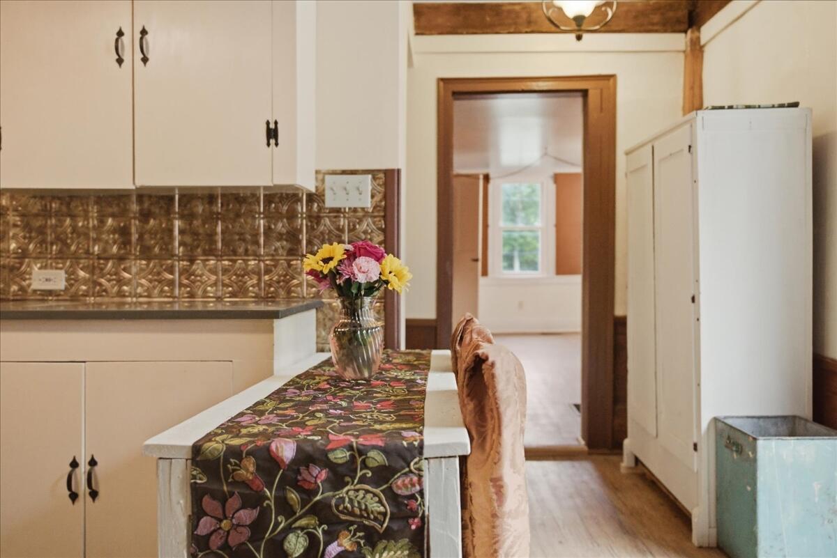 1135 Manchester Road Property Photo 22
