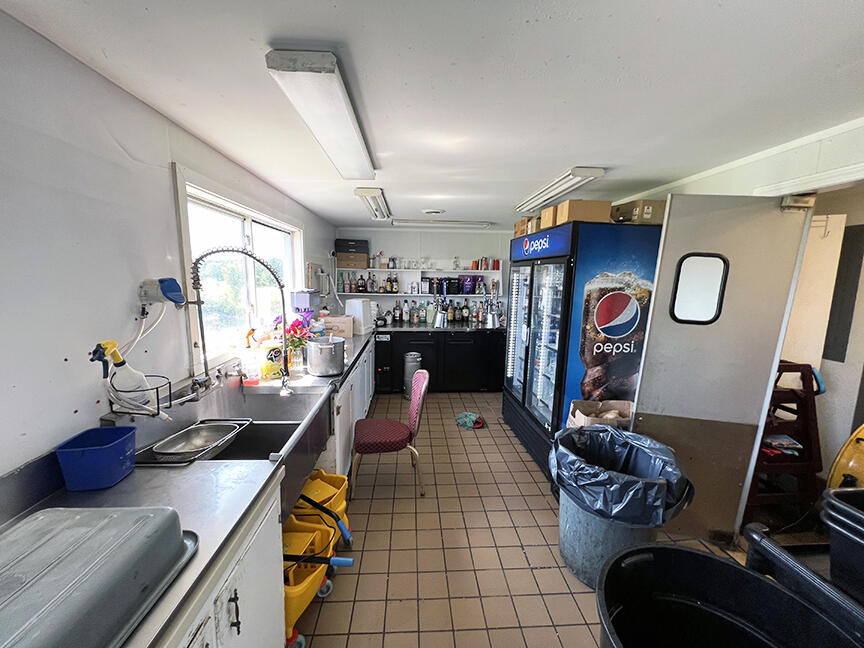 434 Eastern Avenue Property Photo 10