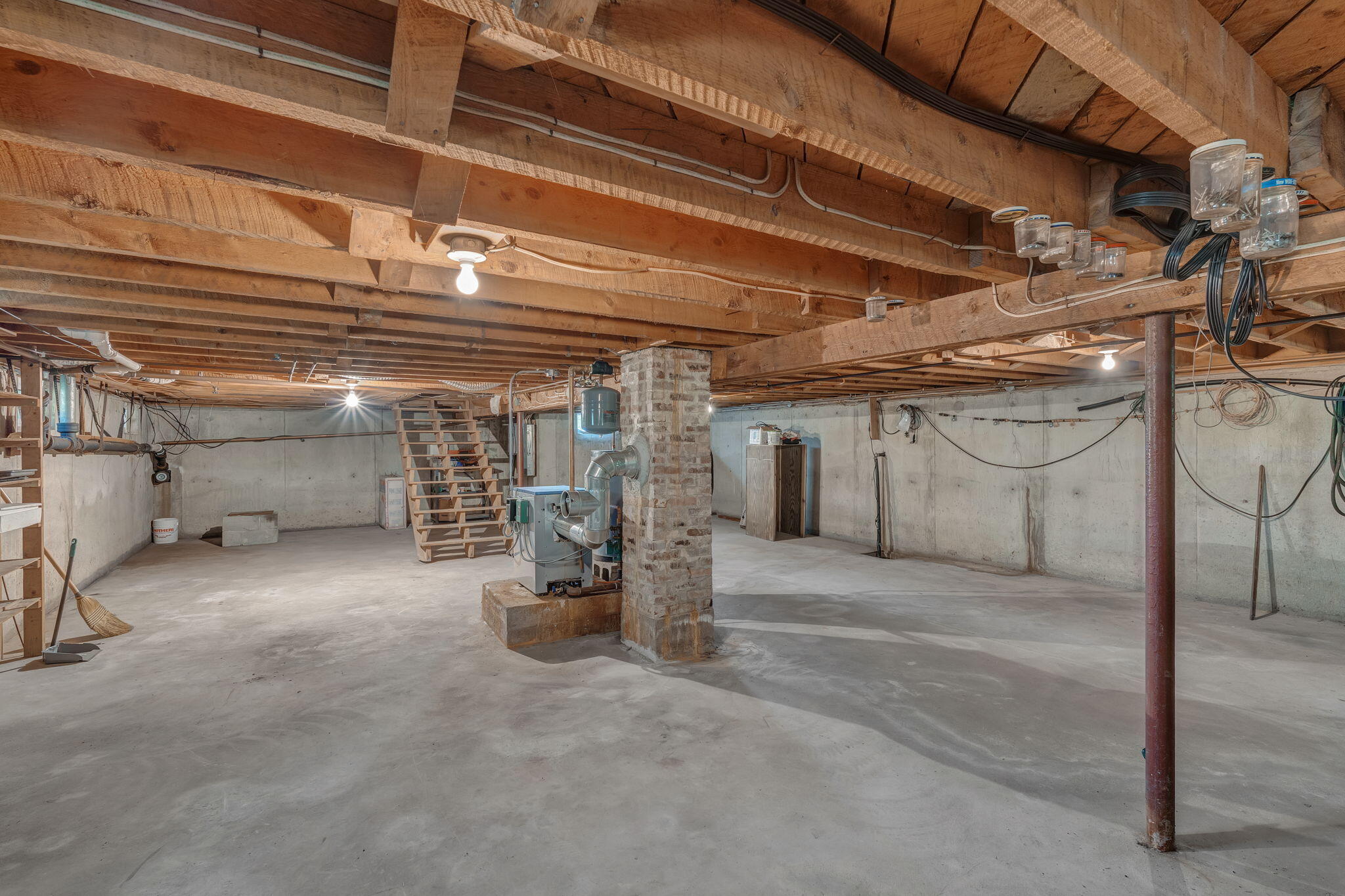 2639 Union Street Property Photo 35