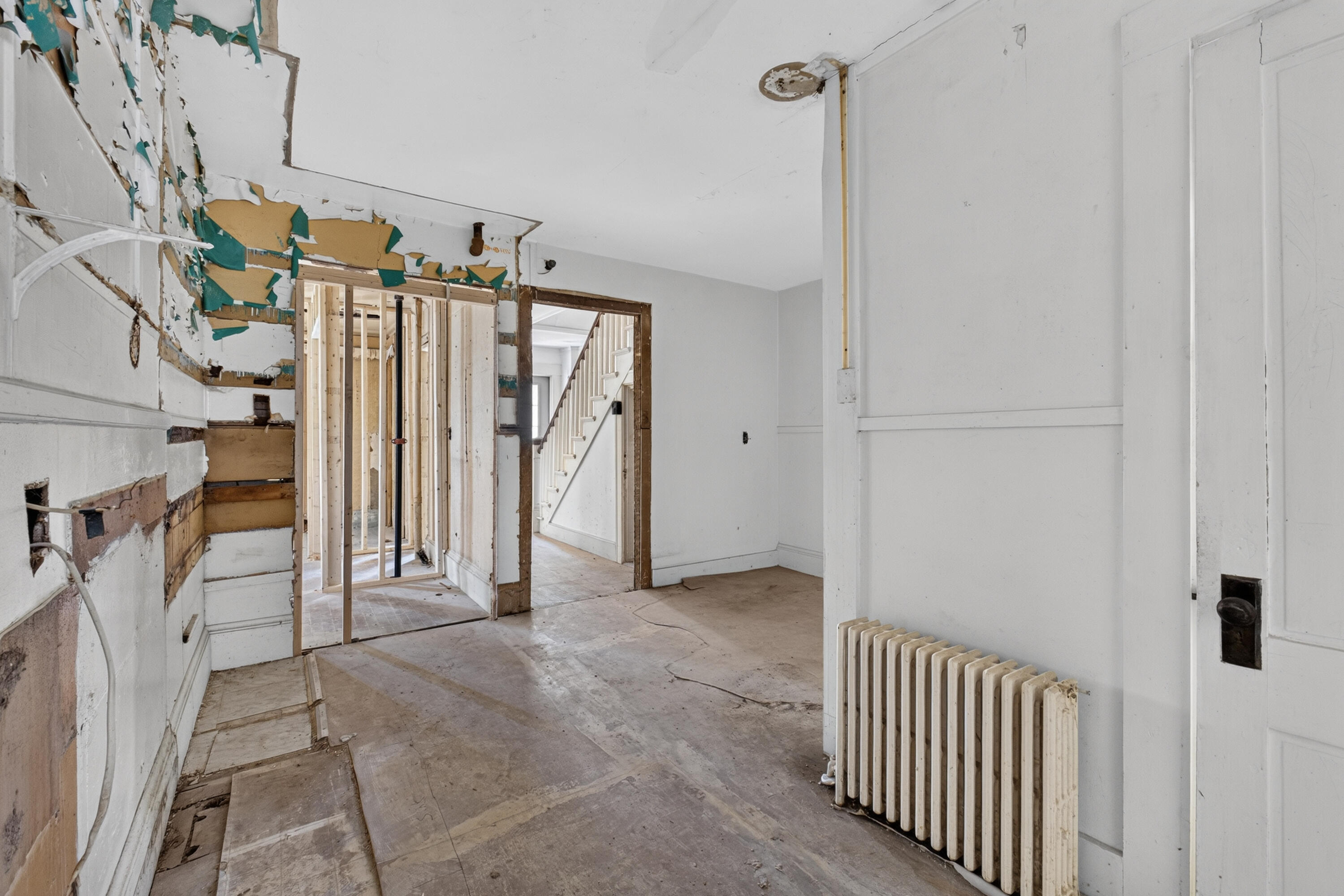 6 Amherst Street Property Photo 21