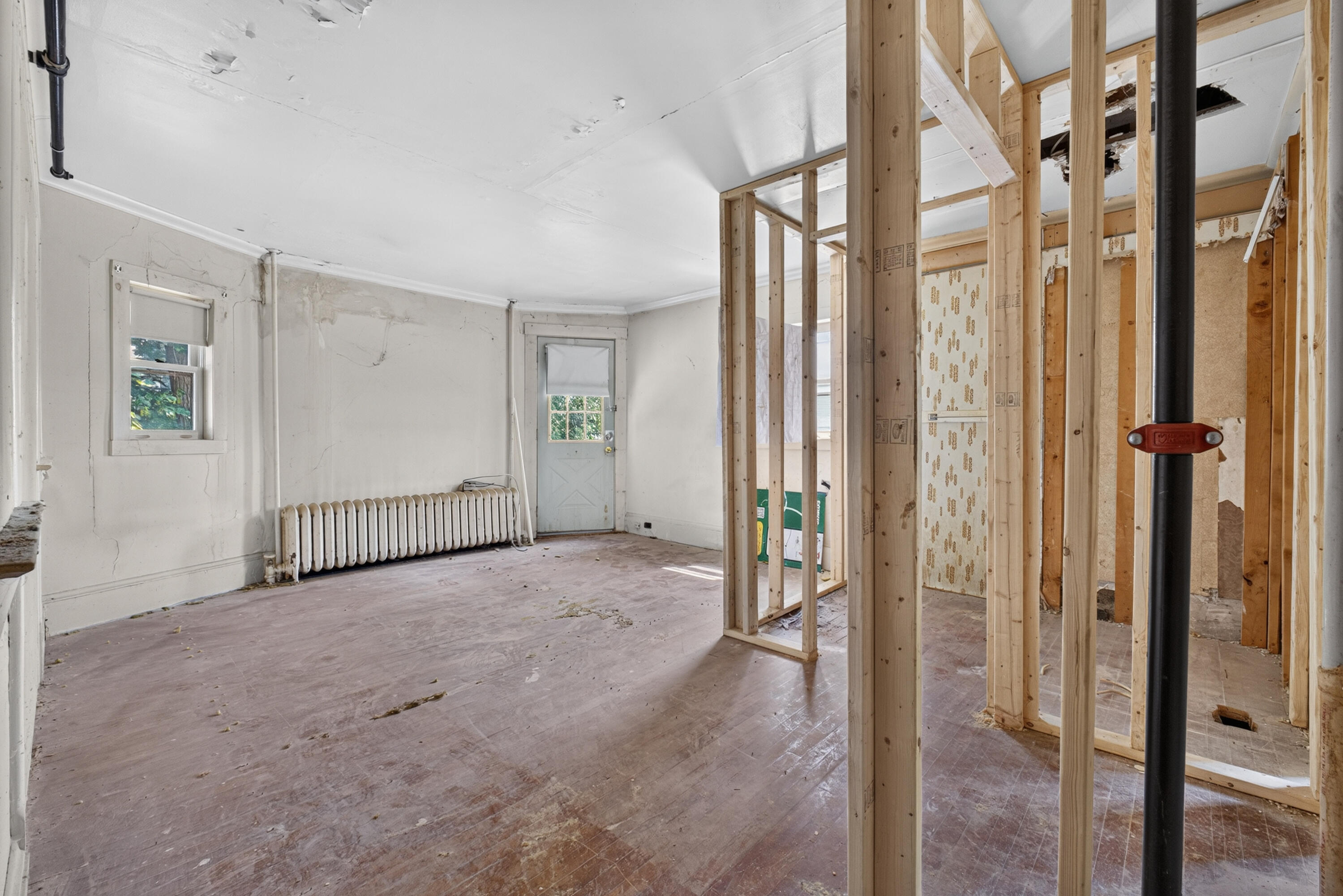 6 Amherst Street Property Photo 25