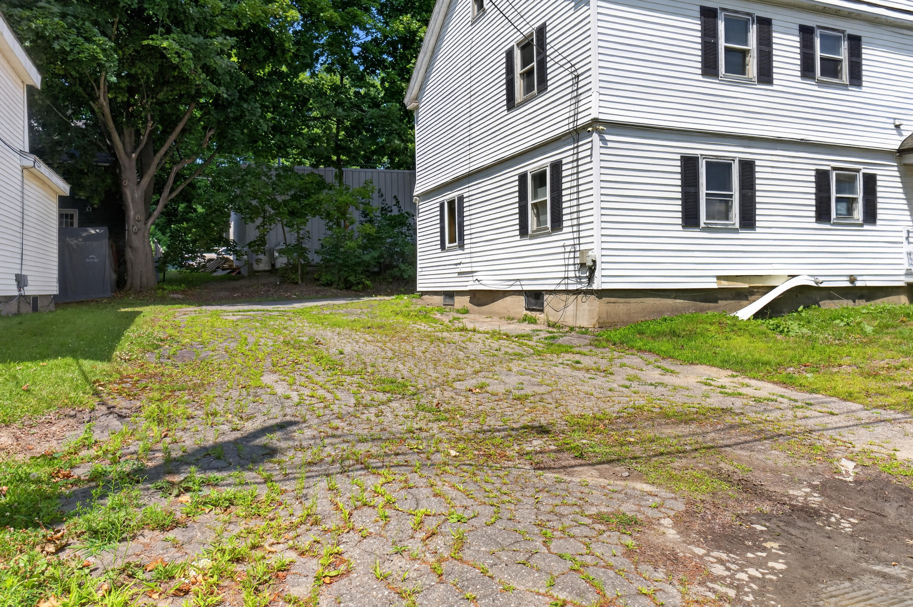 6 Amherst Street Property Photo 68