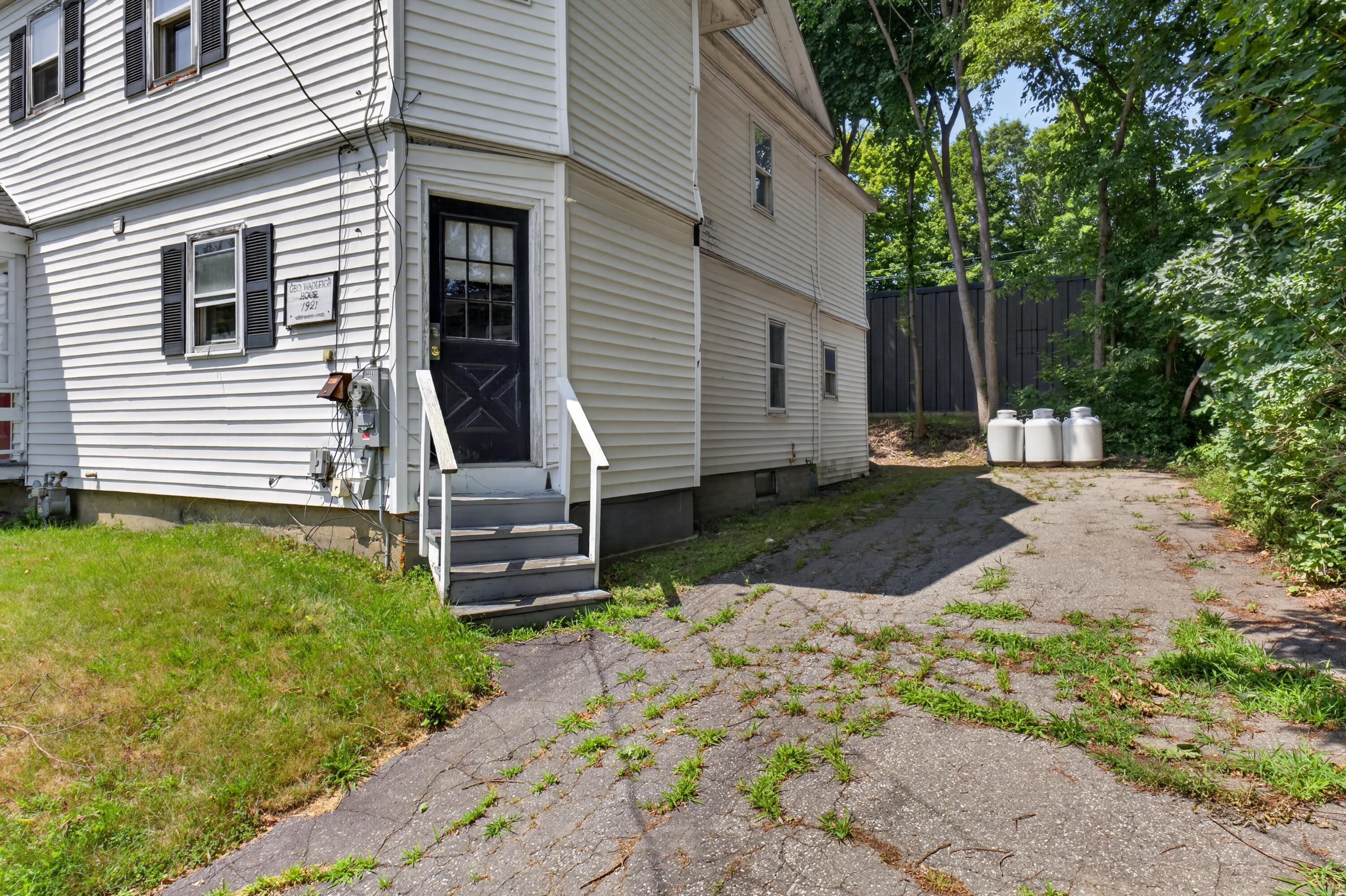 6 Amherst Street Property Photo 7