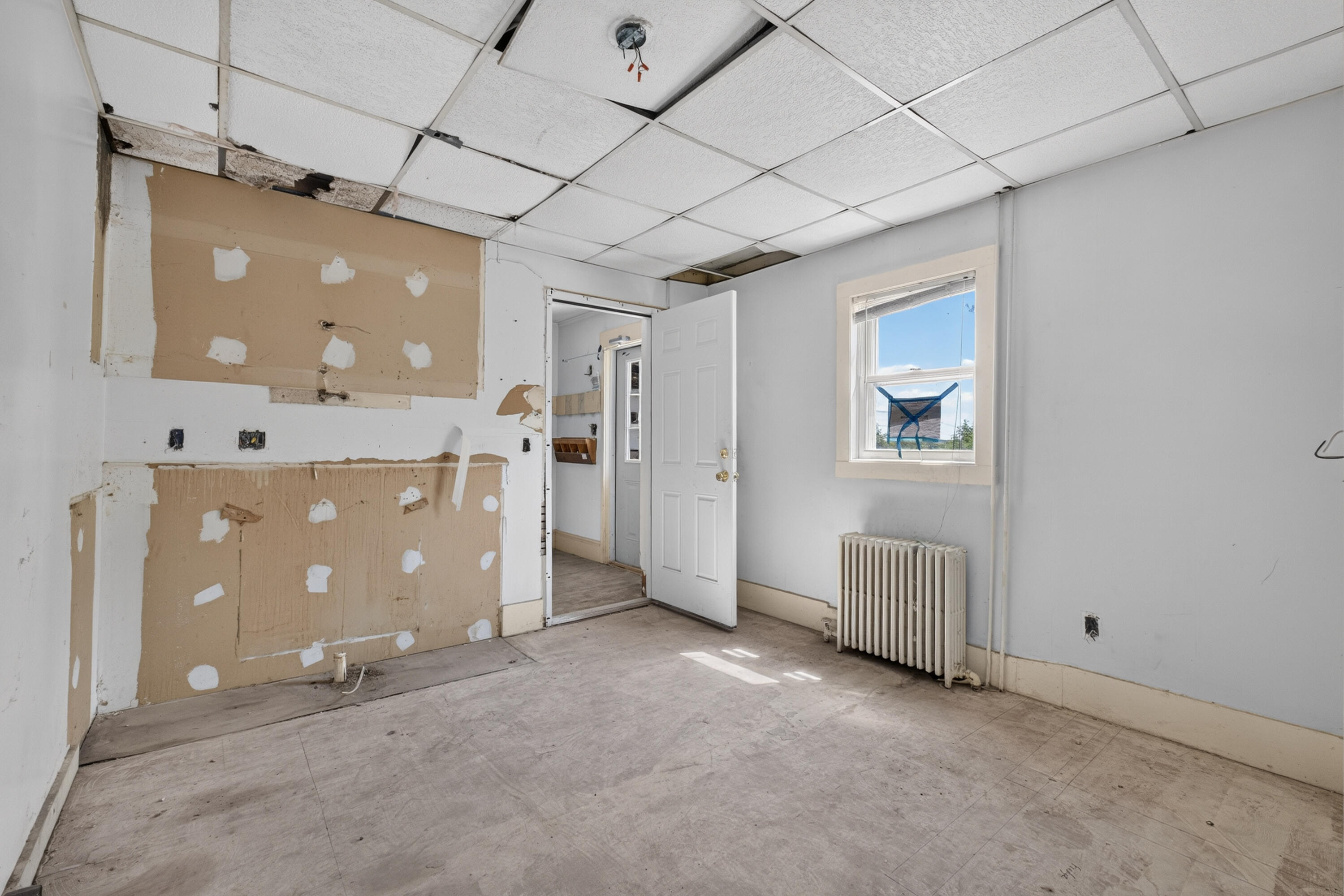 6 Amherst Street Property Photo 11