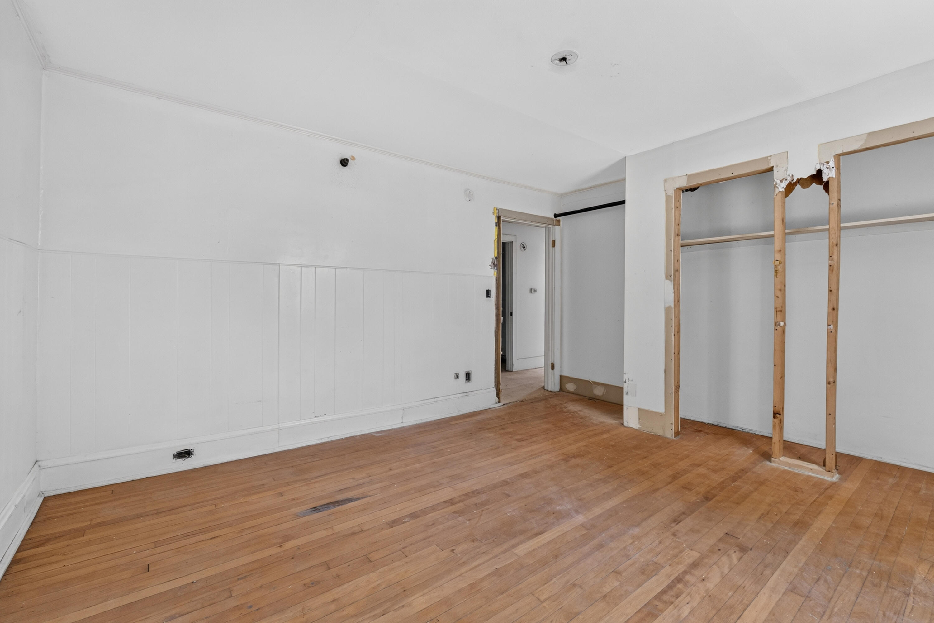 6 Amherst Street Property Photo 17