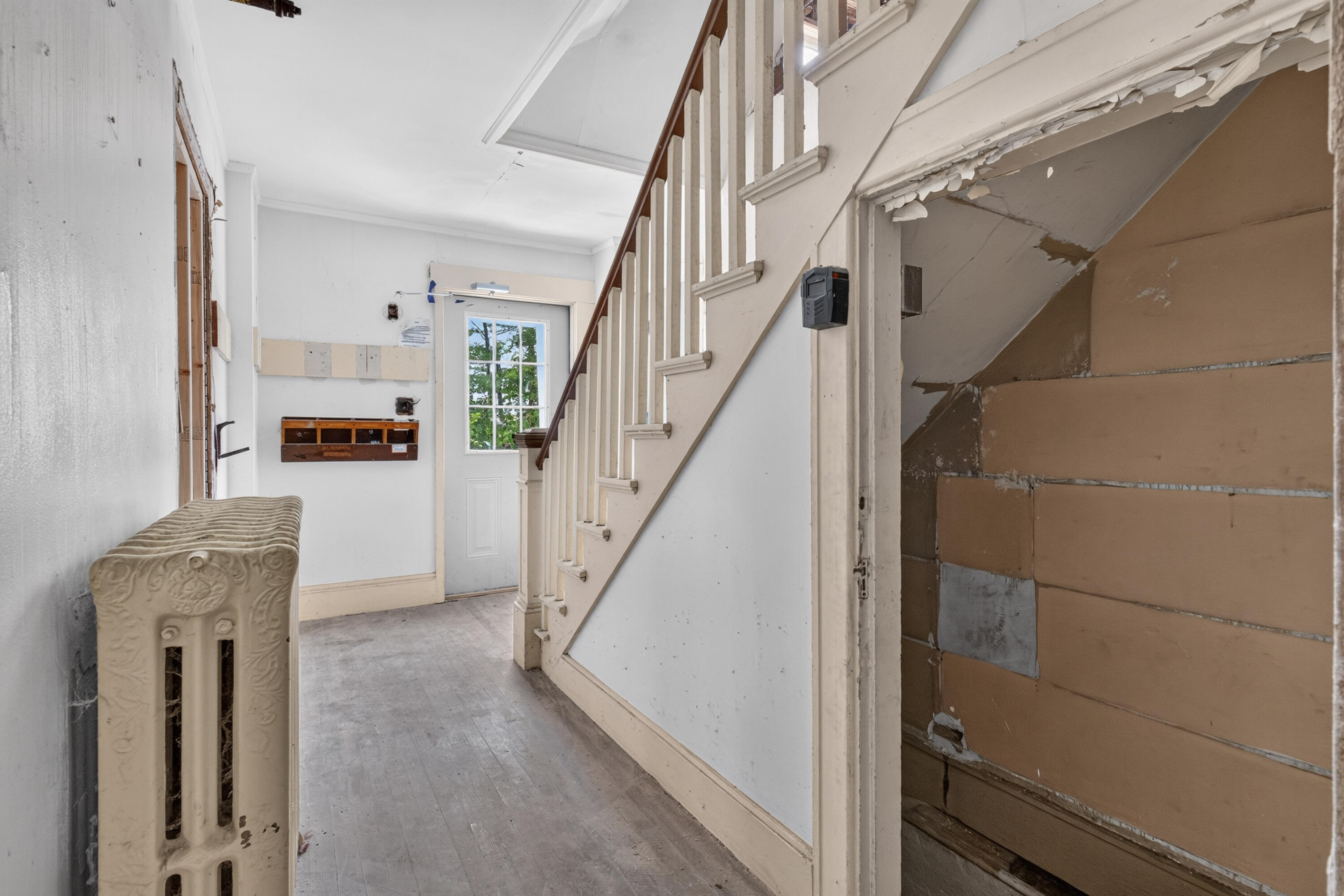 6 Amherst Street Property Photo 20