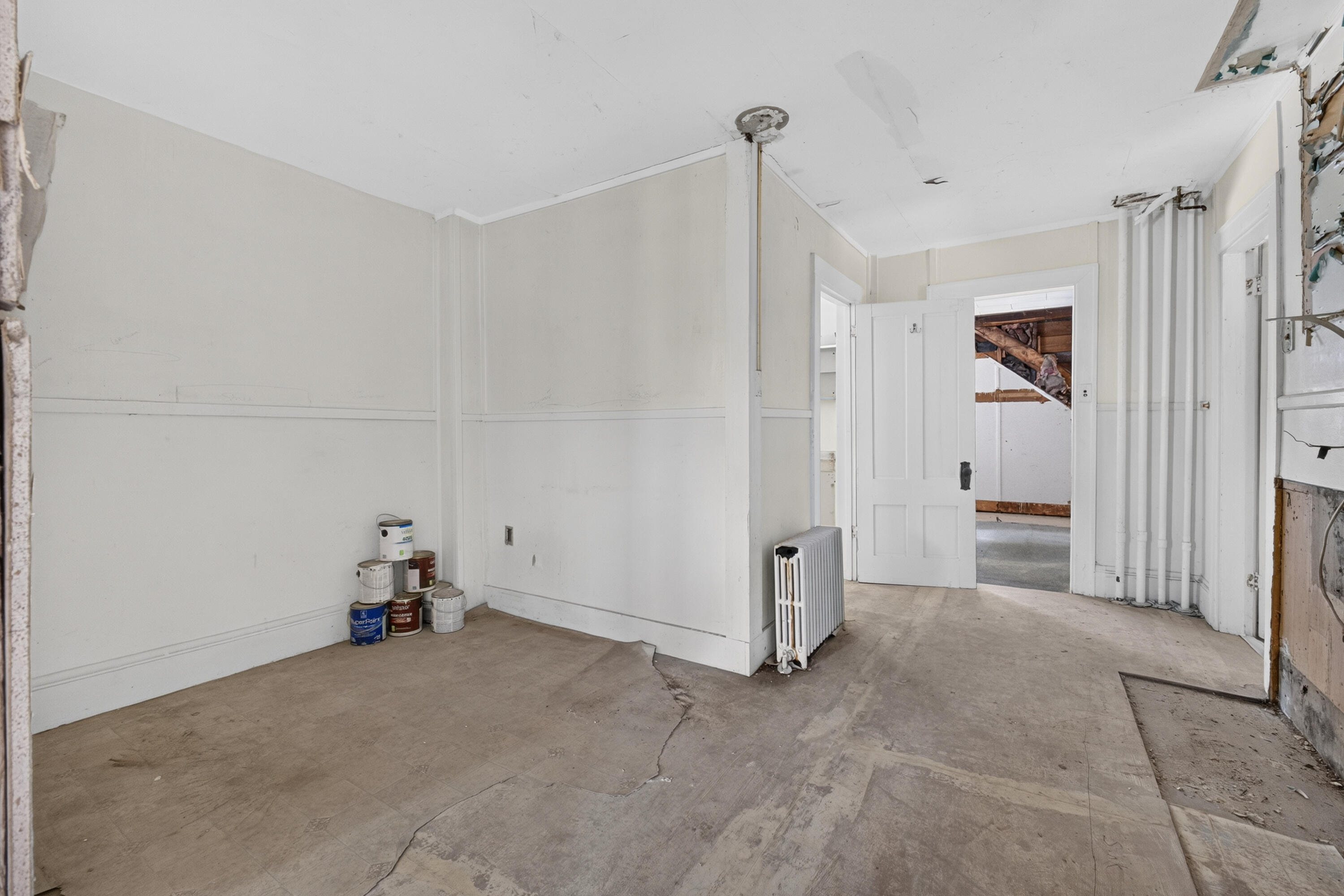 6 Amherst Street Property Photo 23