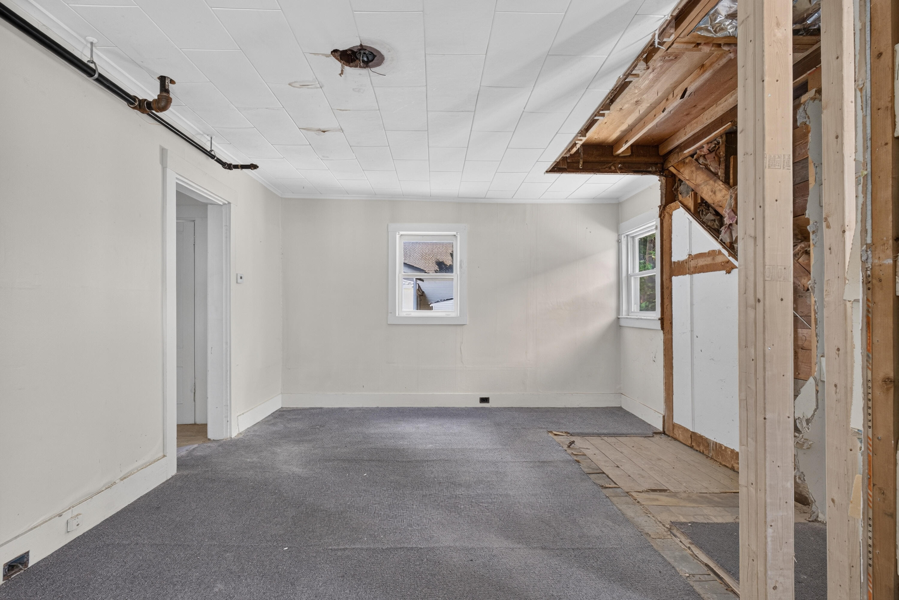 6 Amherst Street Property Photo 31