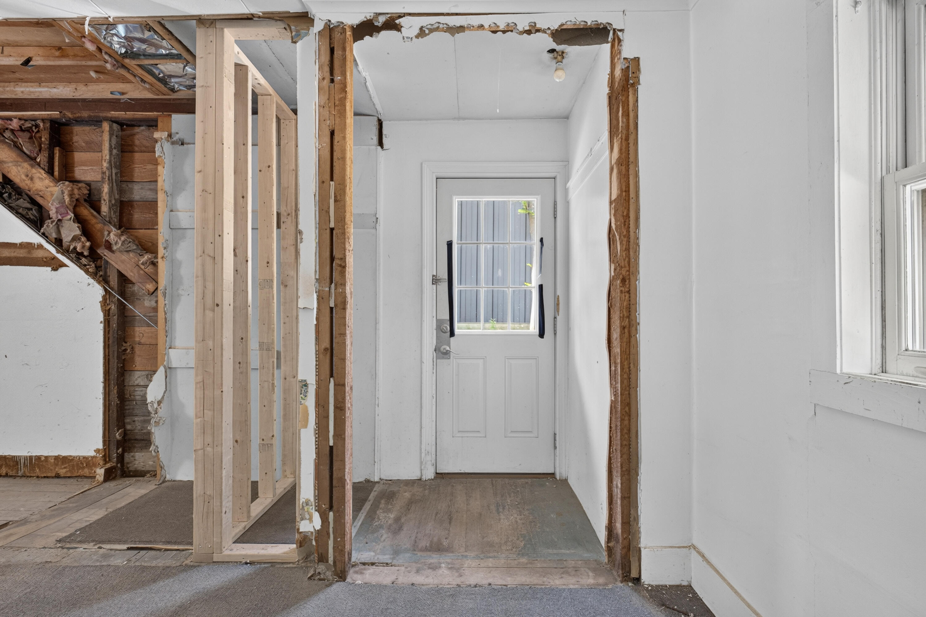 6 Amherst Street Property Photo 33