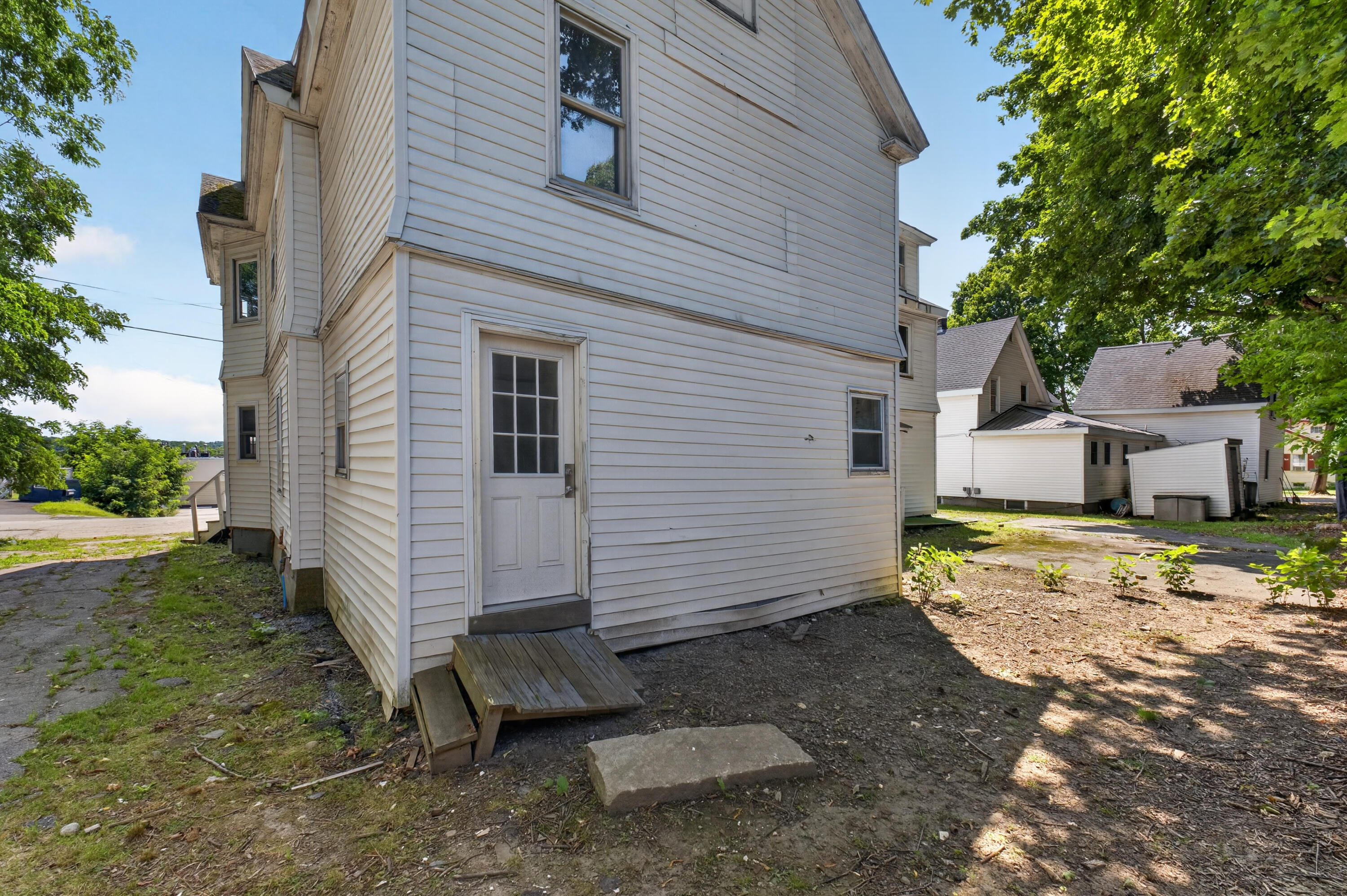 6 Amherst Street Property Photo 65