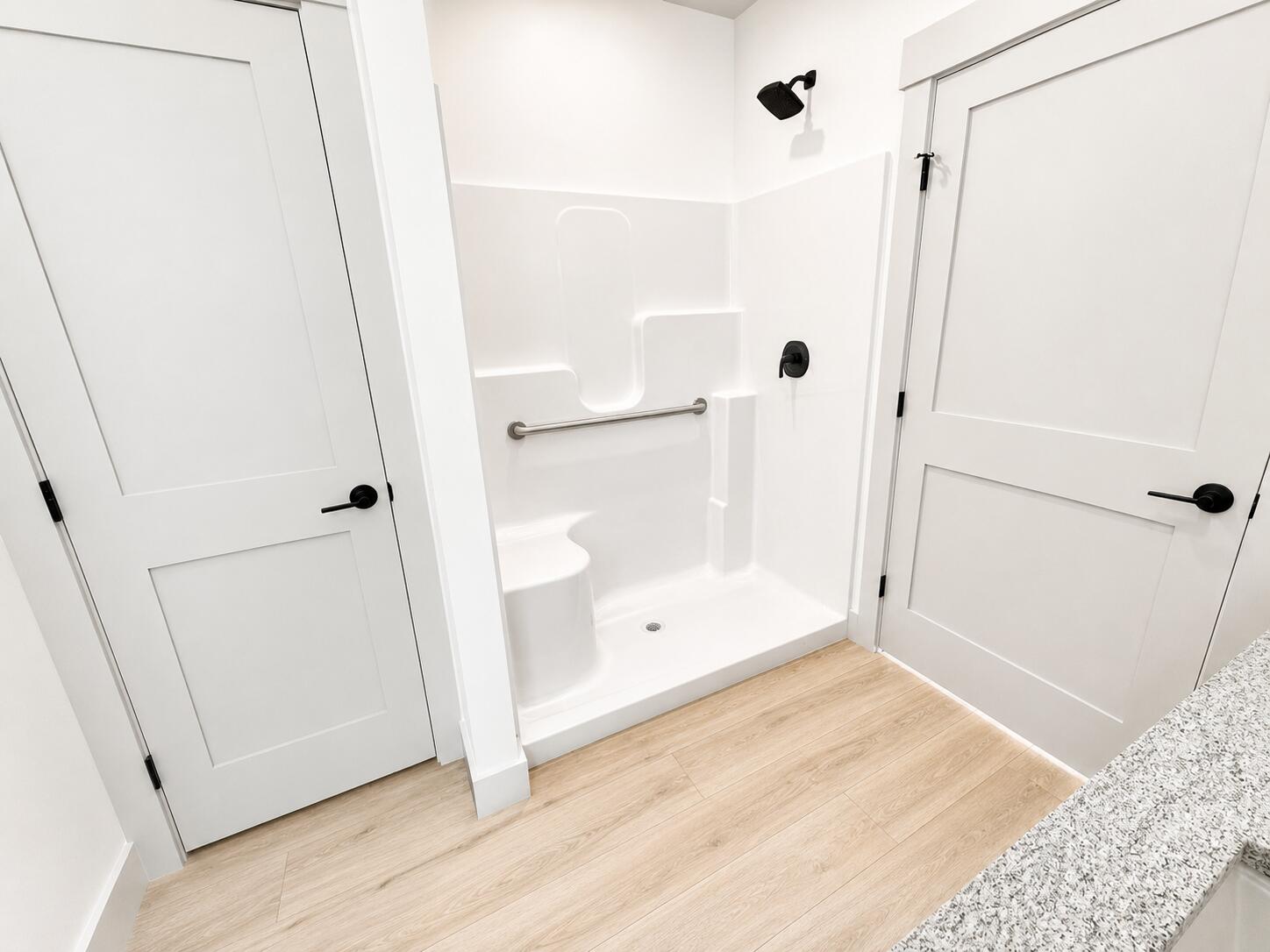 18 Linda Lane Property Photo 21