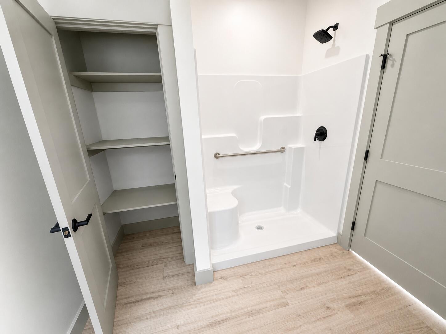 18 Linda Lane Property Photo 22