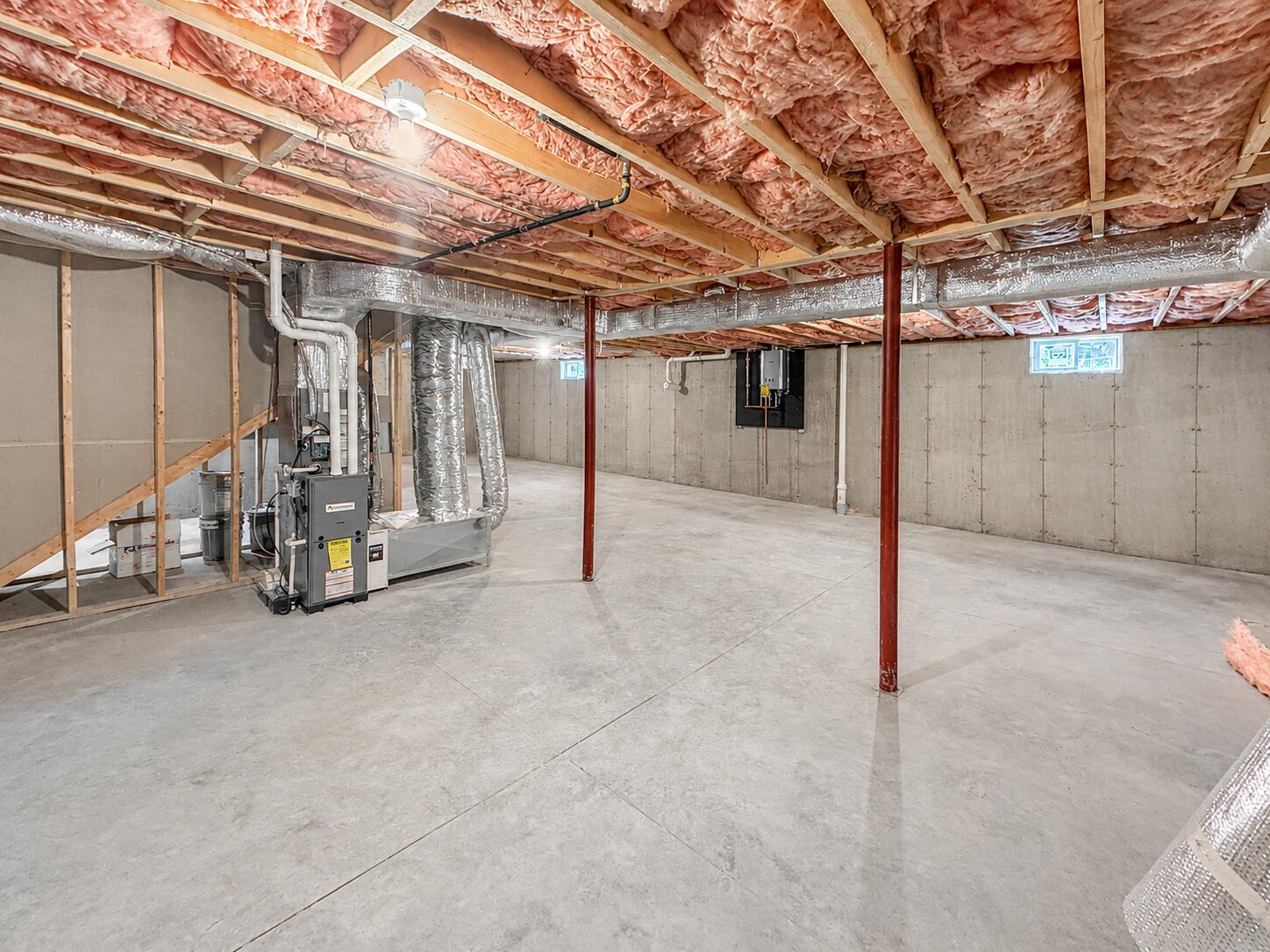 18 Linda Lane Property Photo 26