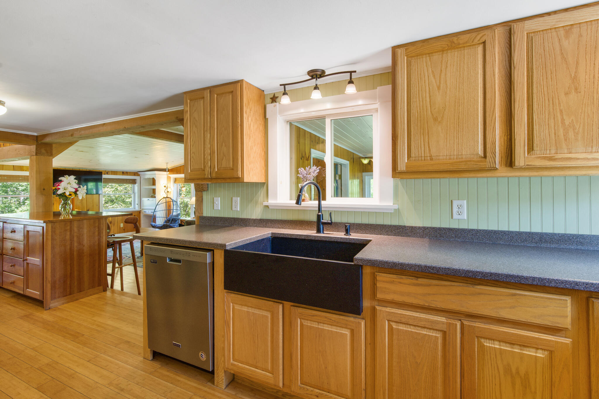 315 Davis Road Property Photo 16