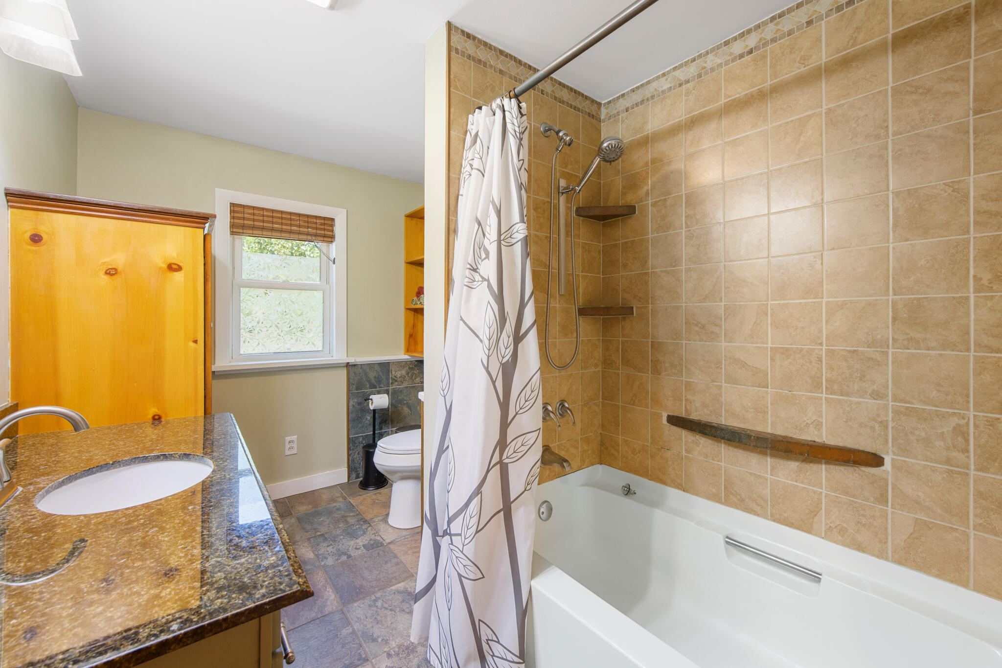315 Davis Road Property Photo 38