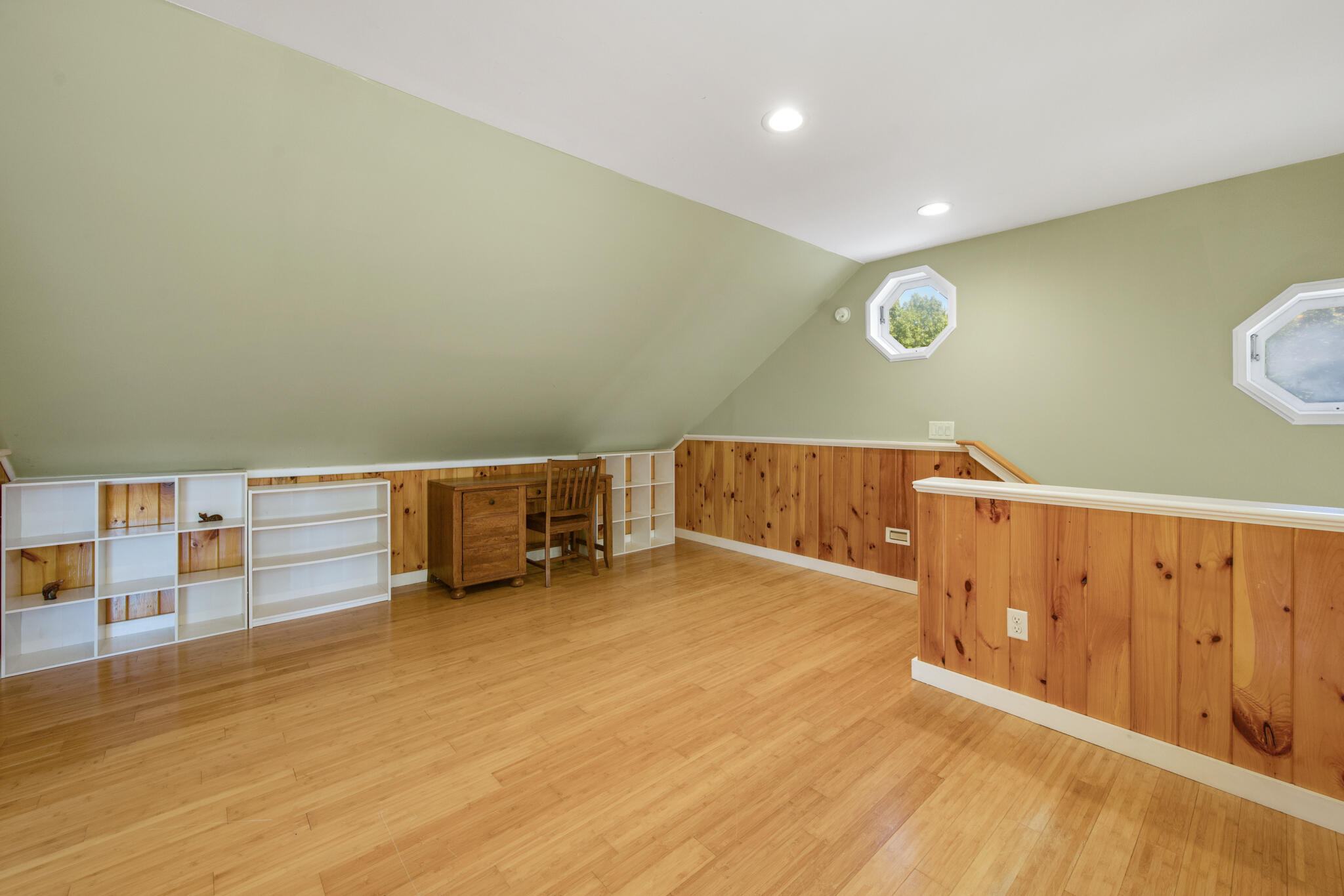 315 Davis Road Property Photo 51