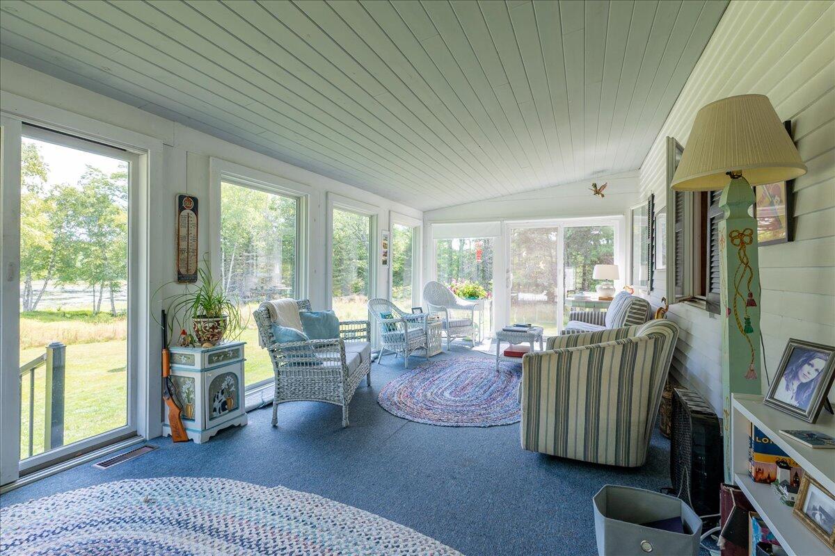 139 Oregon Road Property Photo 8