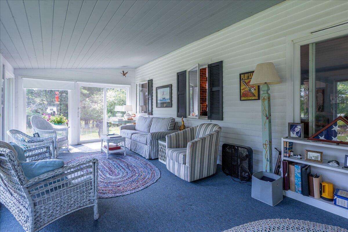 139 Oregon Road Property Photo 9