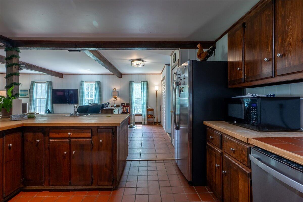 139 Oregon Road Property Photo 16