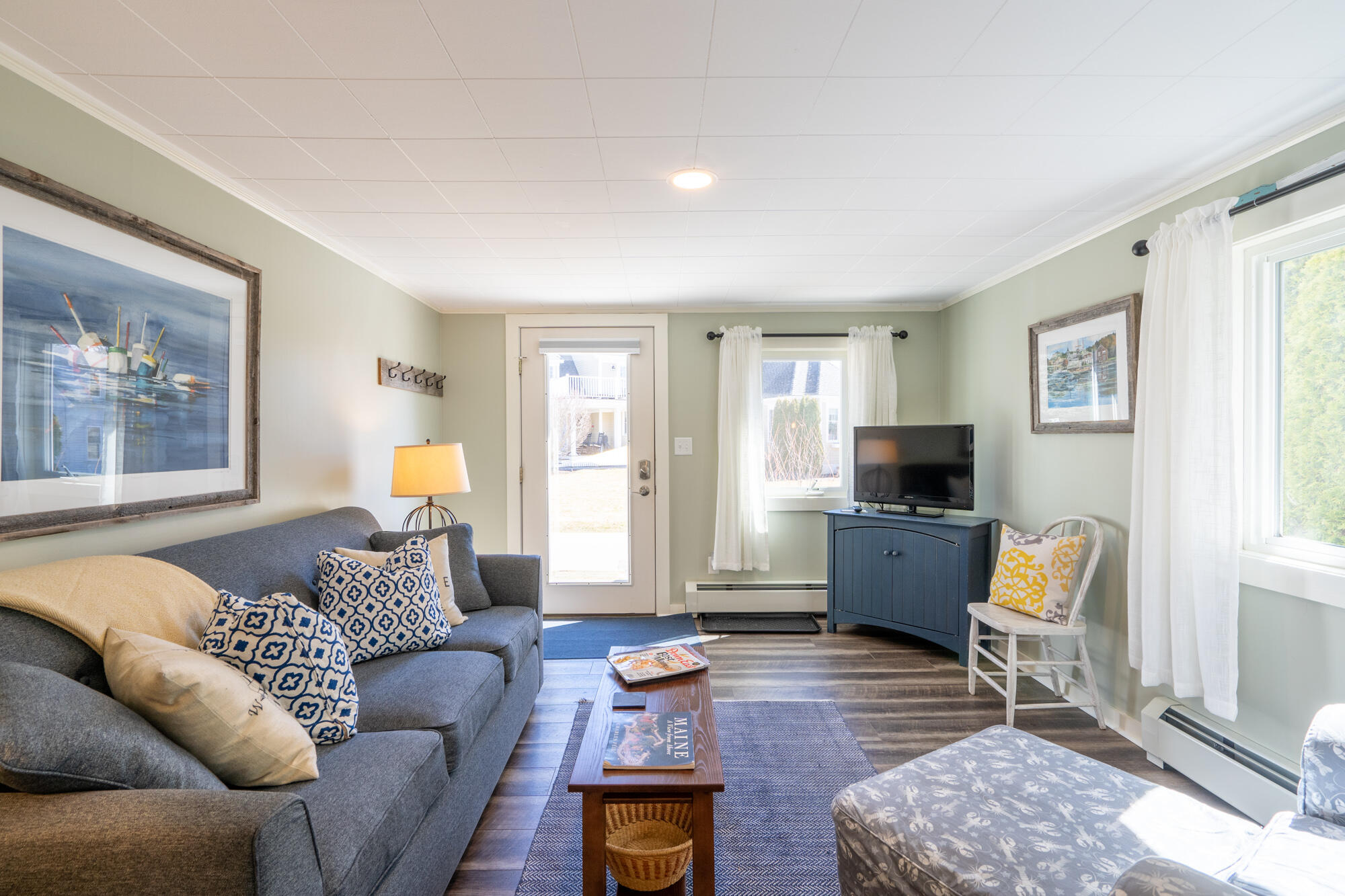8 Railroad Avenue Property Photo 6