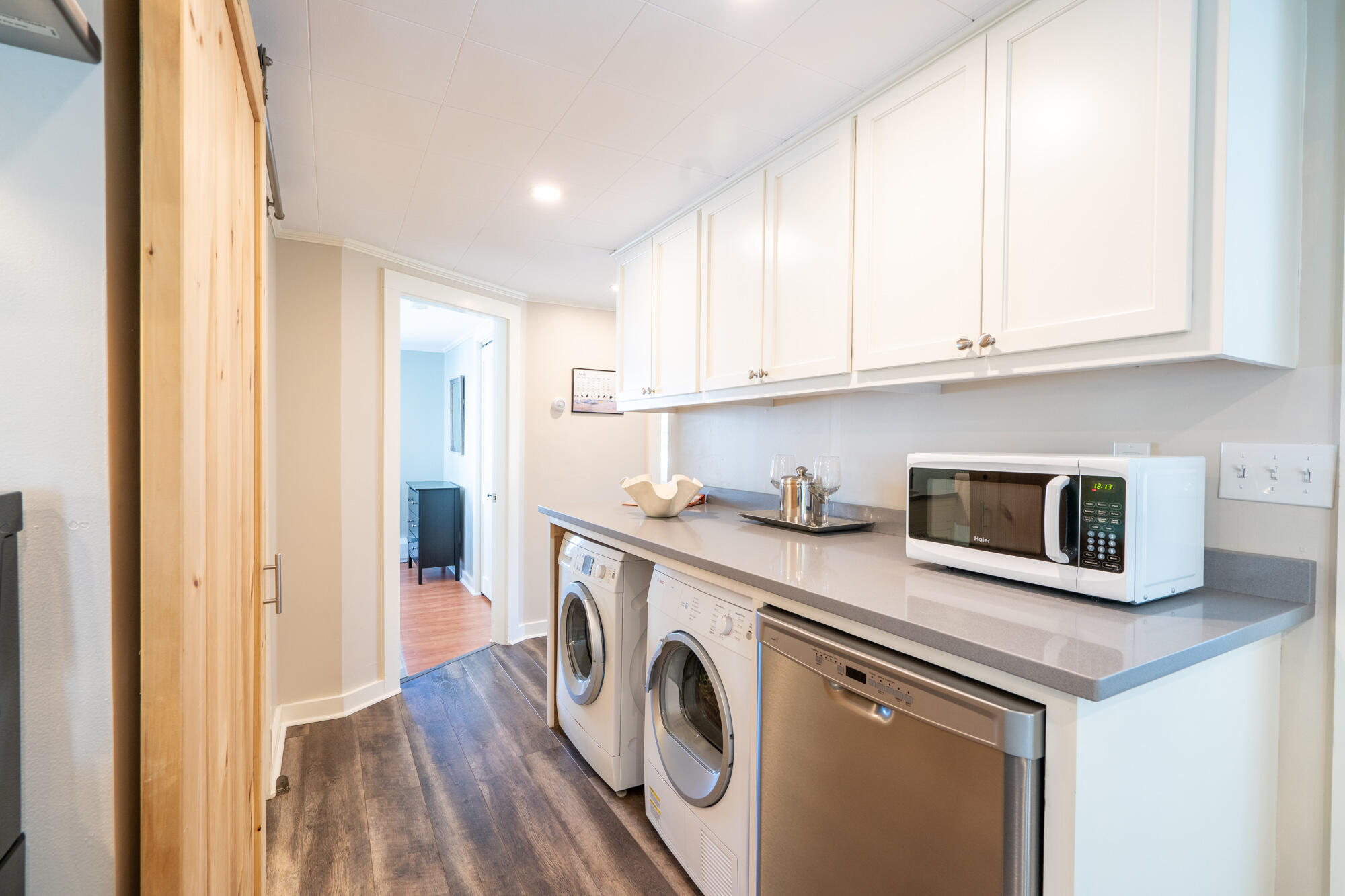 8 Railroad Avenue Property Photo 11
