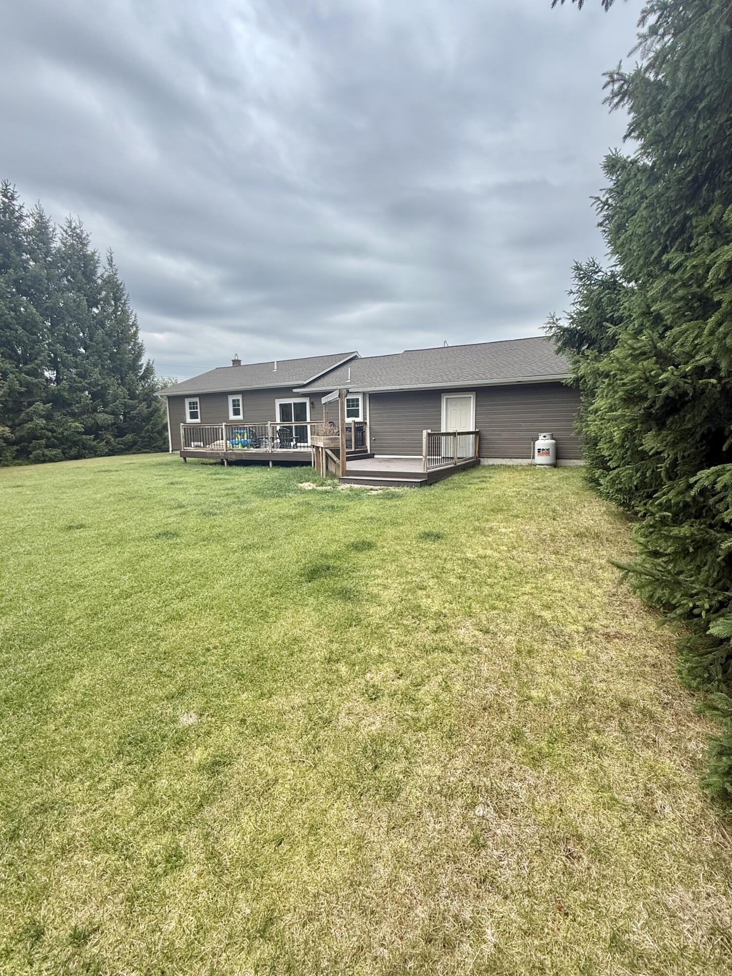 251 19th Avenue Property Photo 17