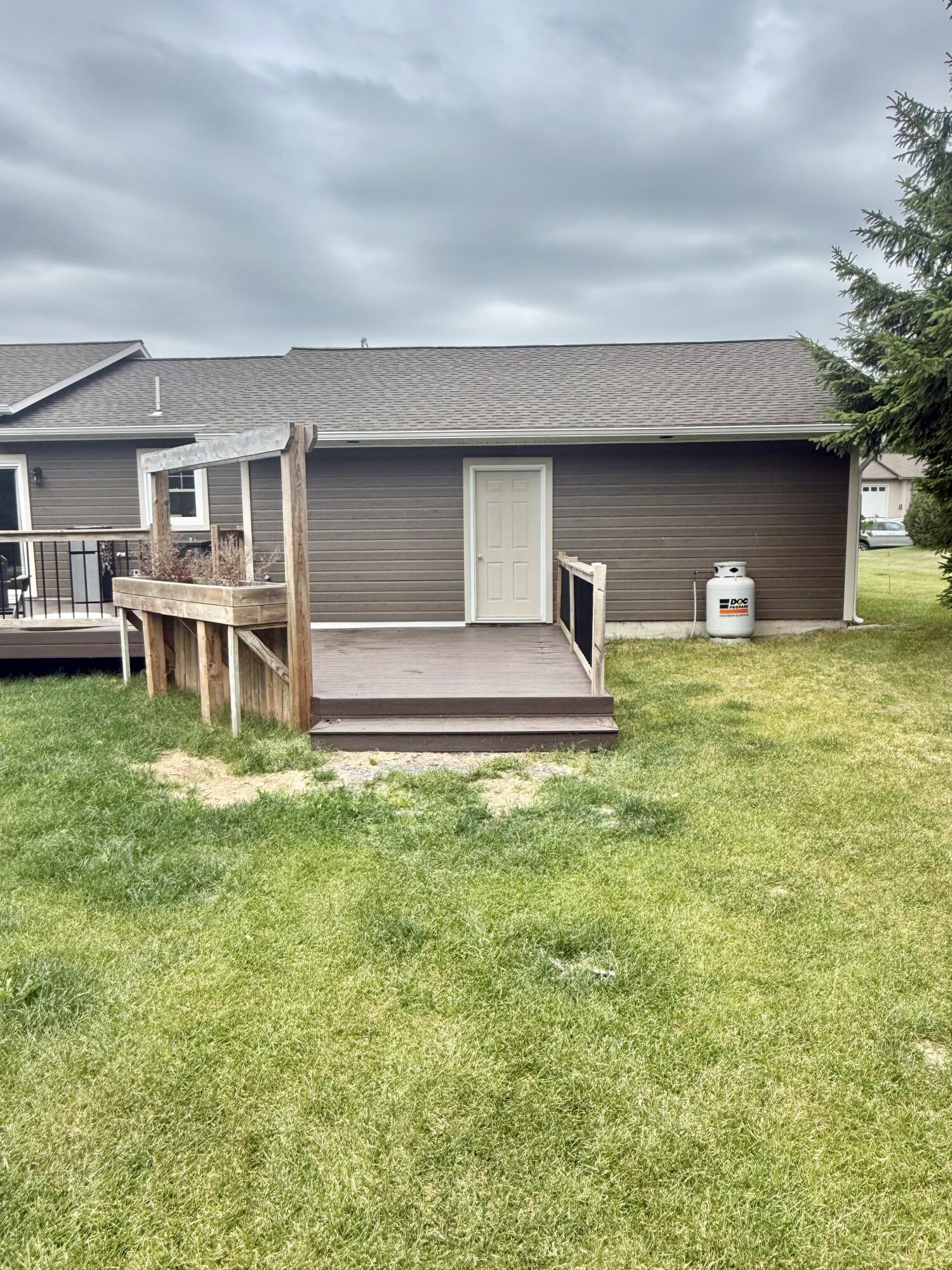 251 19th Avenue Property Photo 18