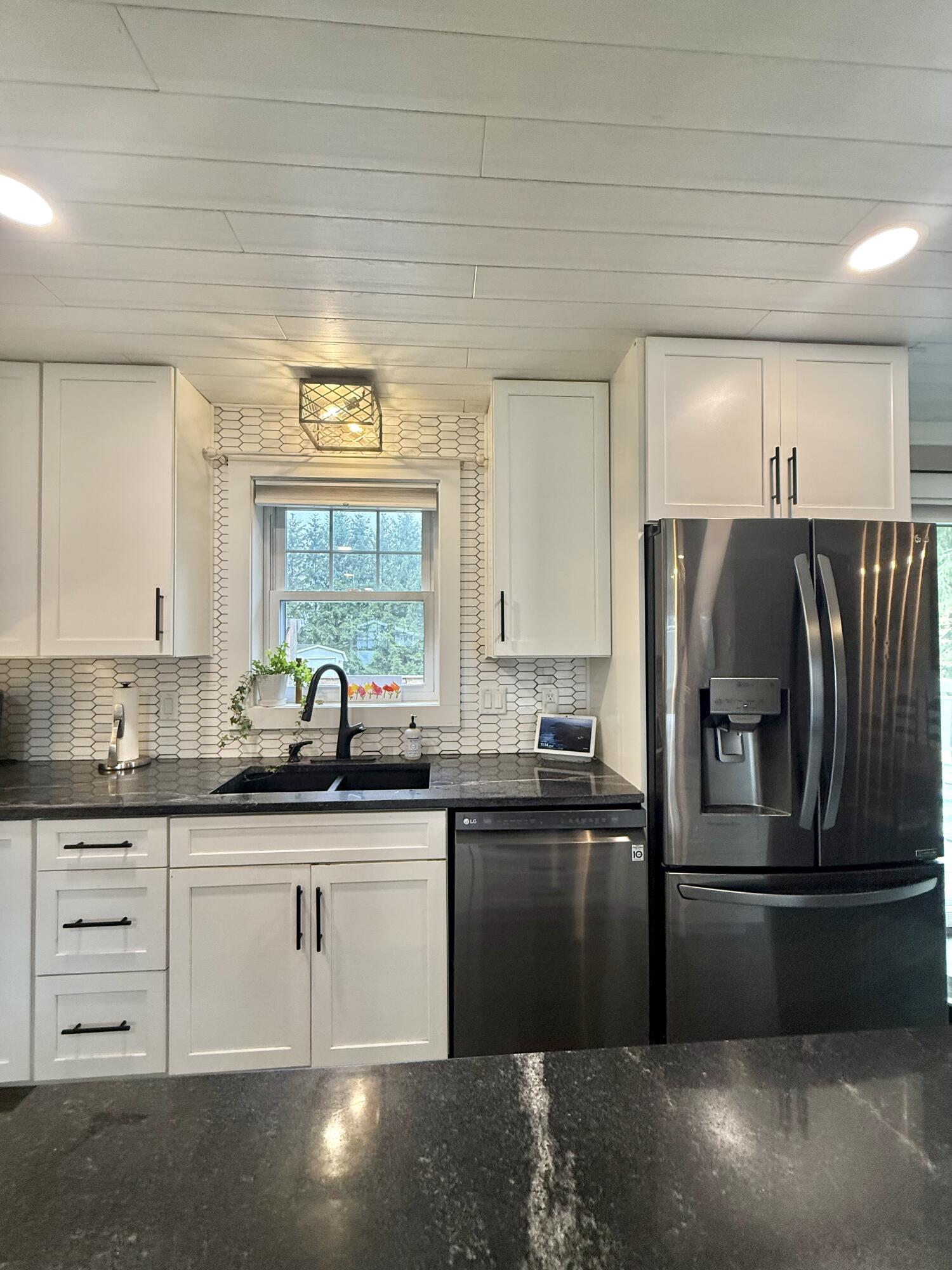 251 19th Avenue Property Photo 40