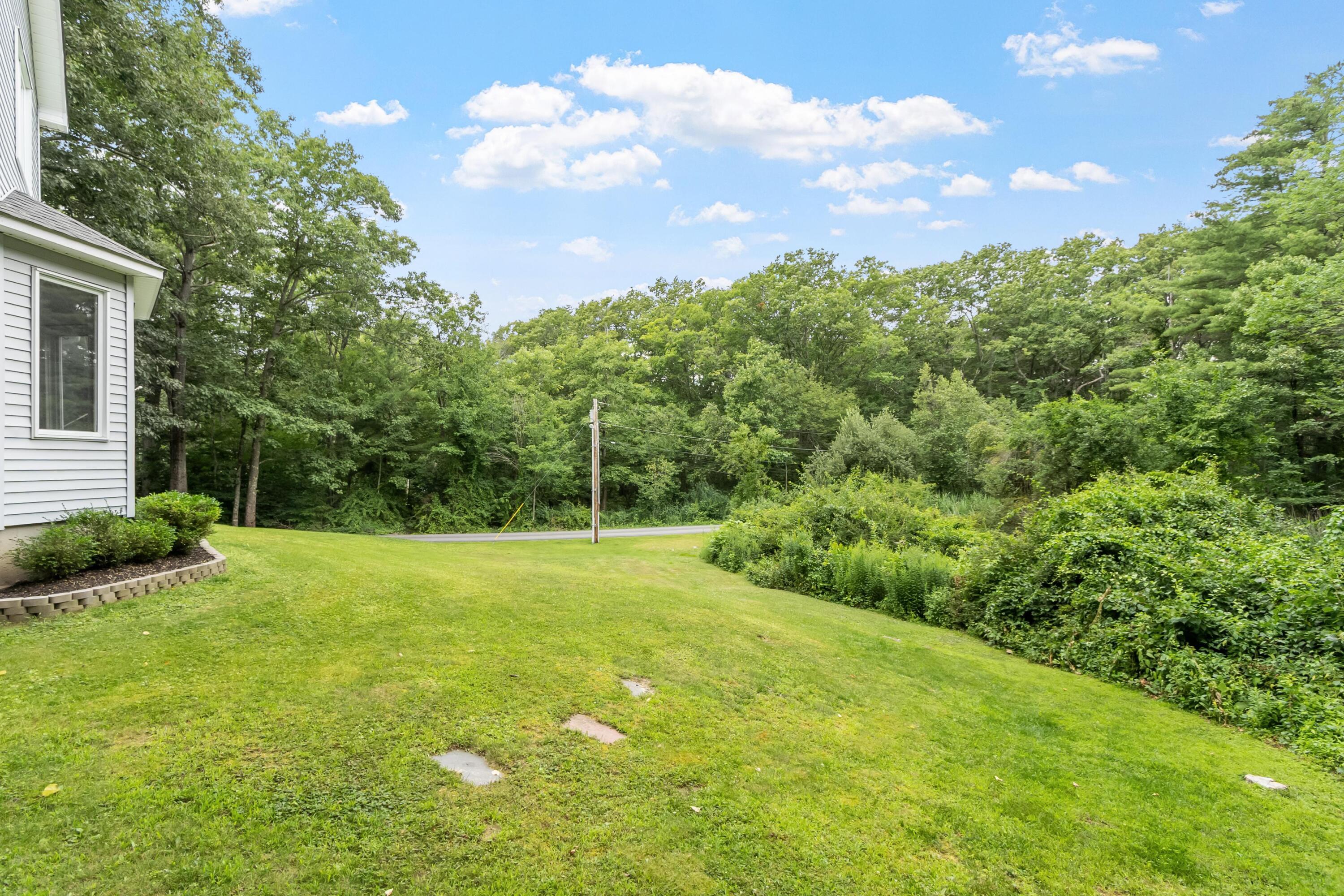 2 Creek Crossing Property Photo 3