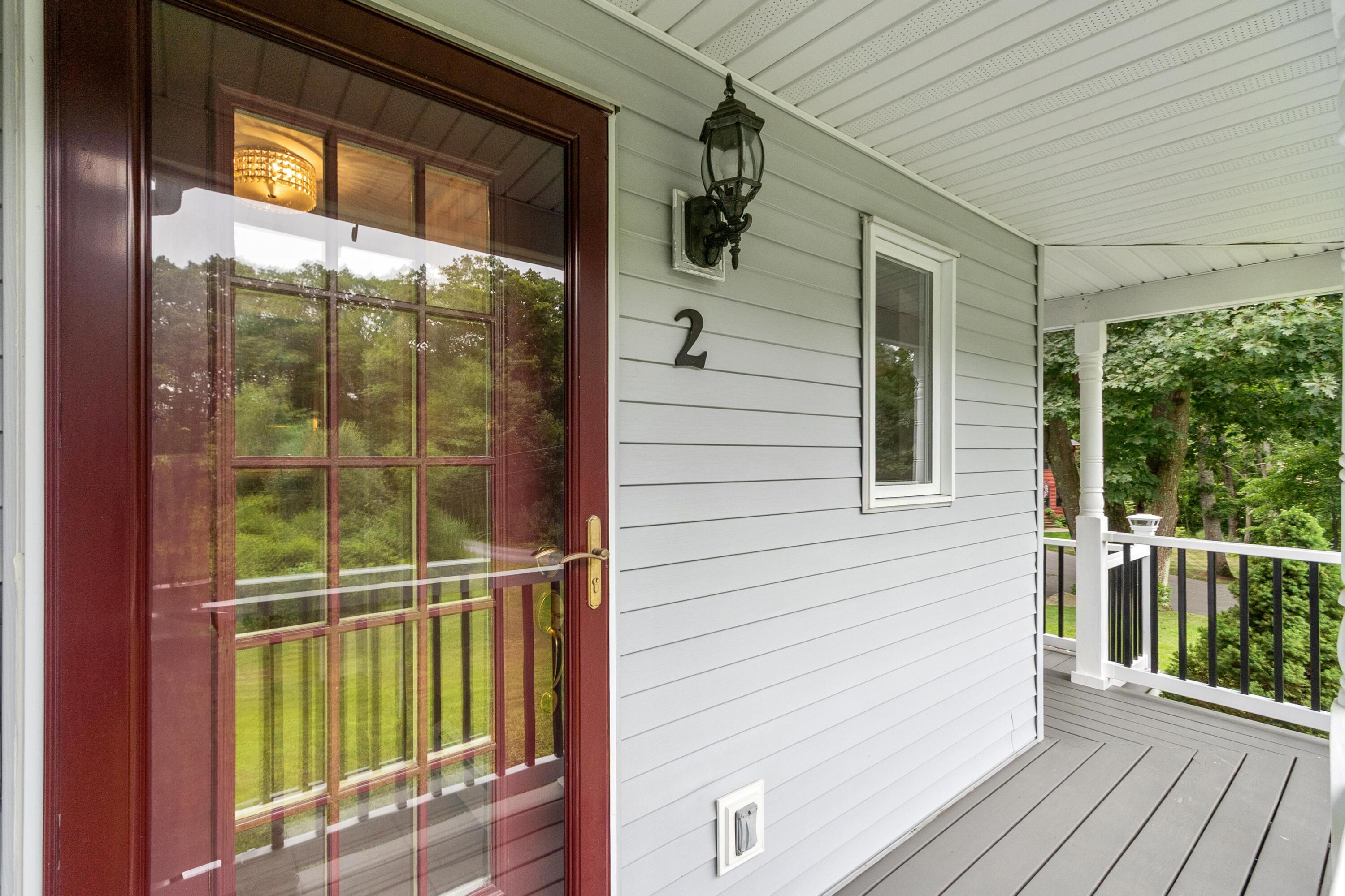 2 Creek Crossing Property Photo 10