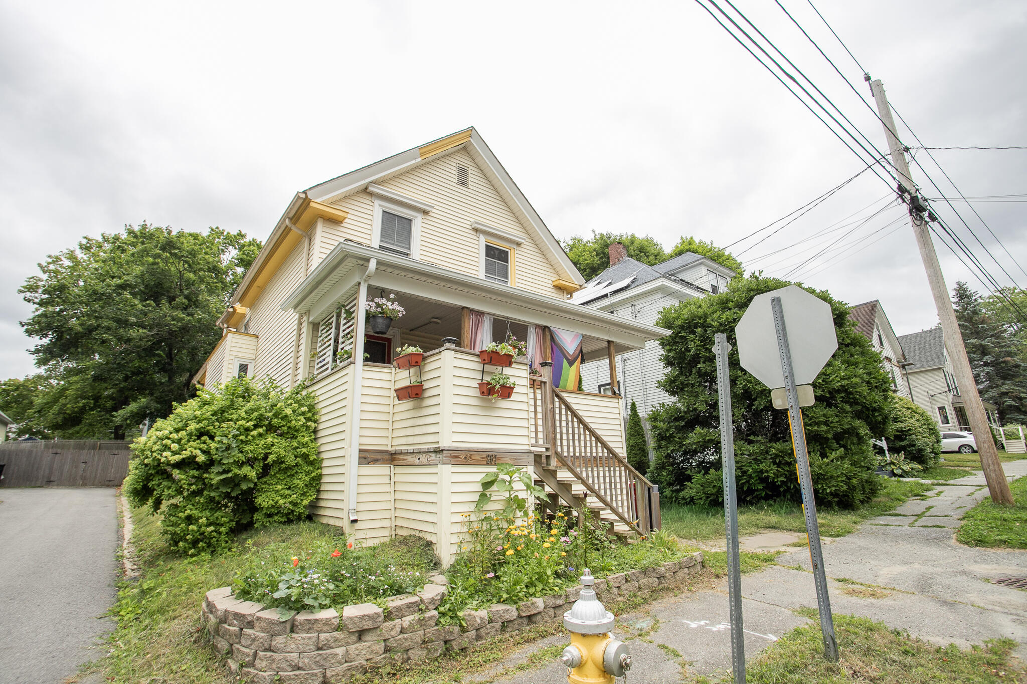 267 Pine Street Property Photo 32