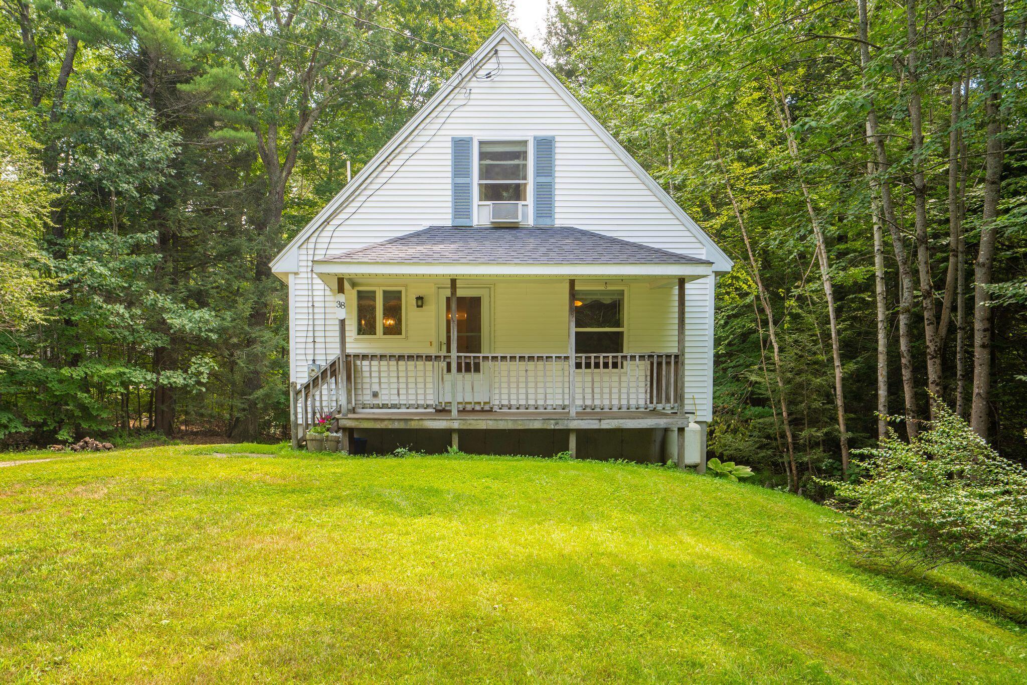 38 Lantern Lane Property Photo 1