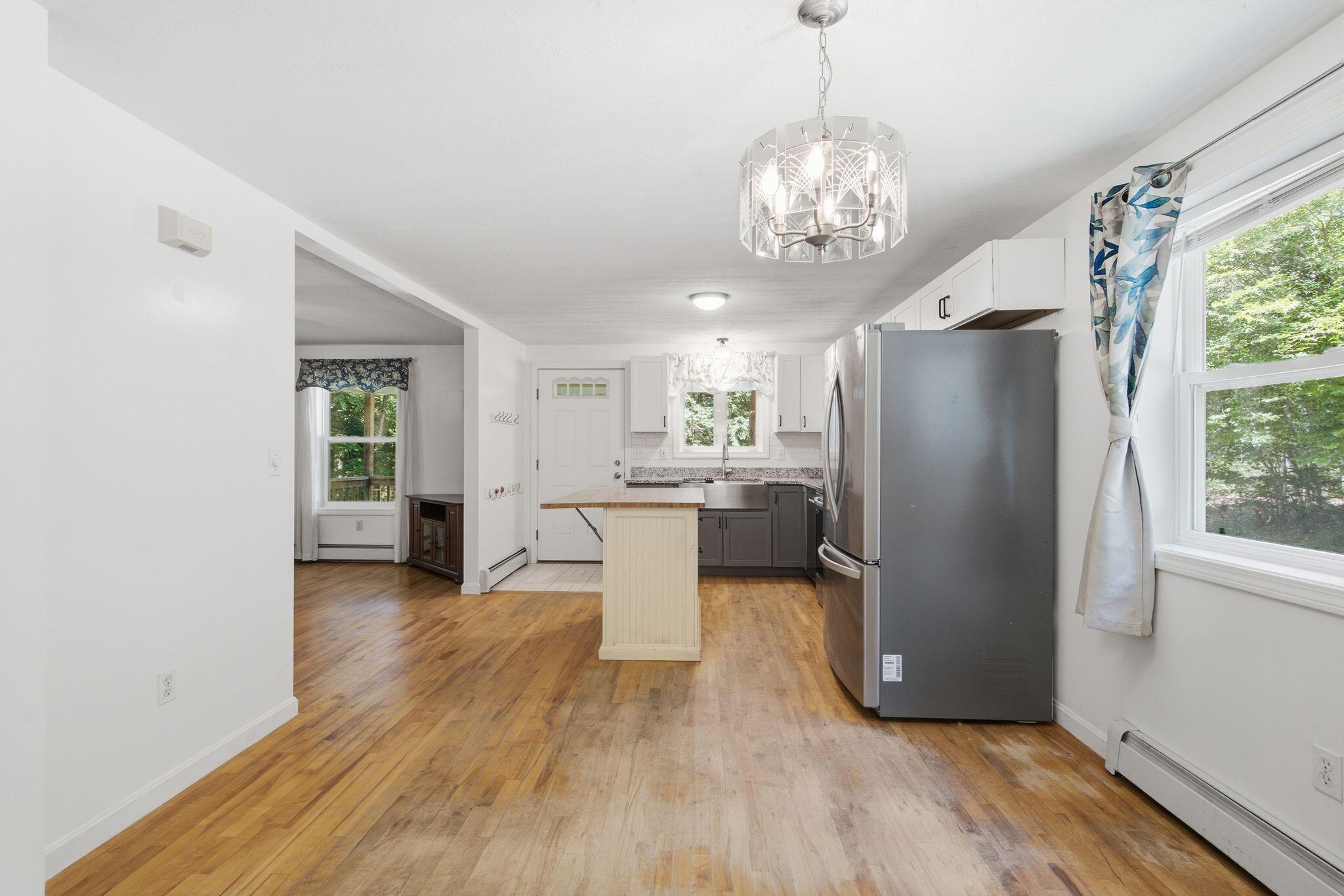 38 Lantern Lane Property Photo 9