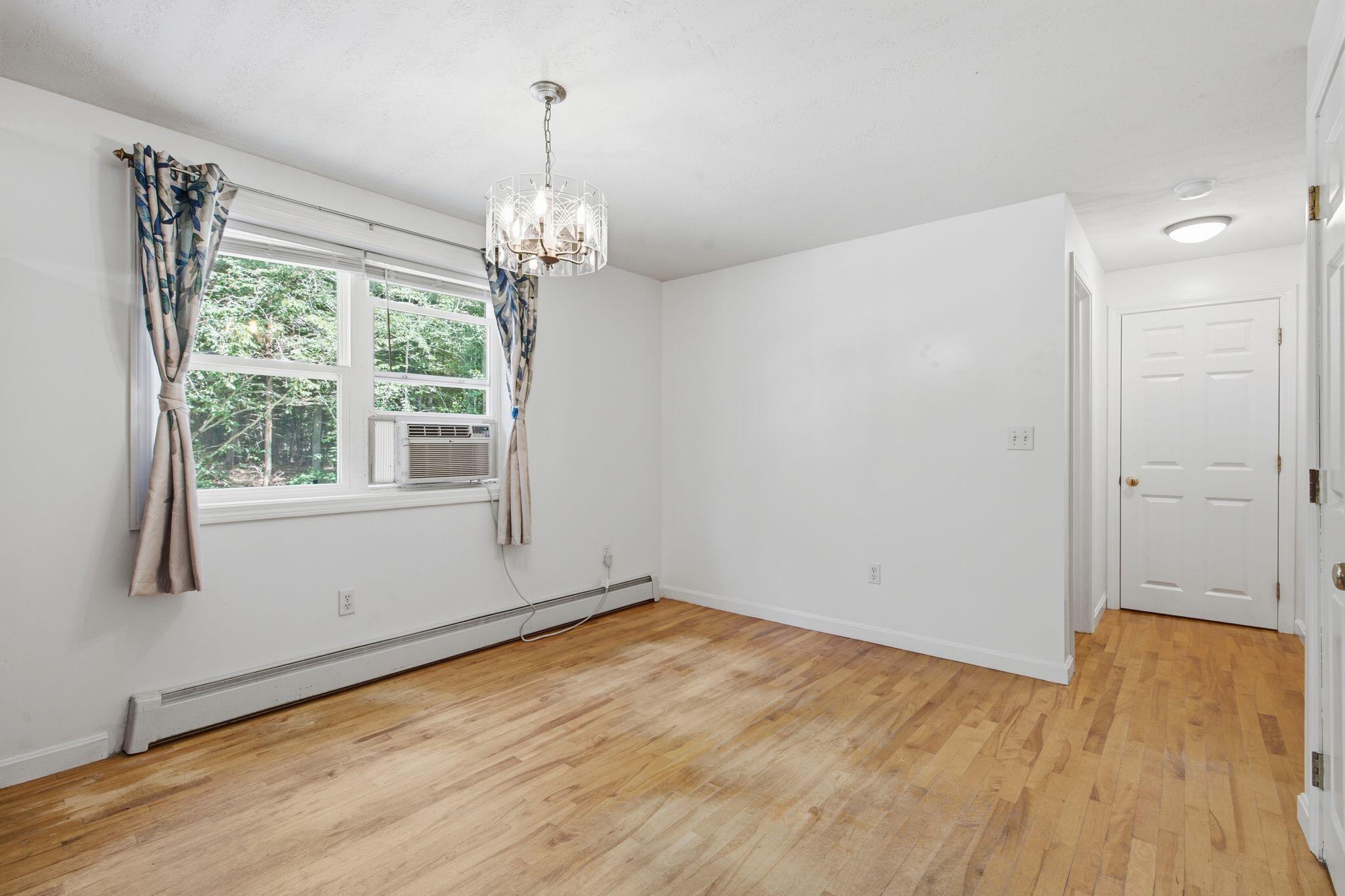 38 Lantern Lane Property Photo 12