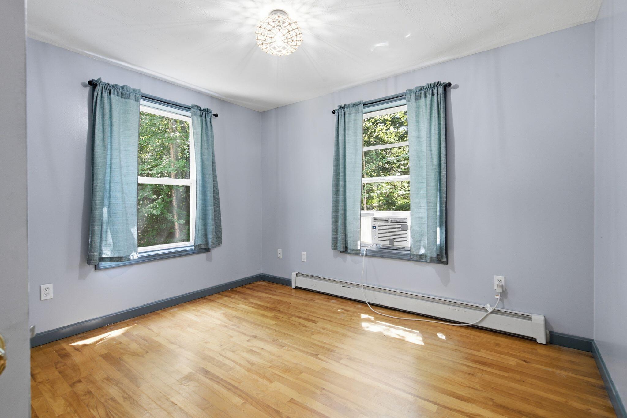 38 Lantern Lane Property Photo 14