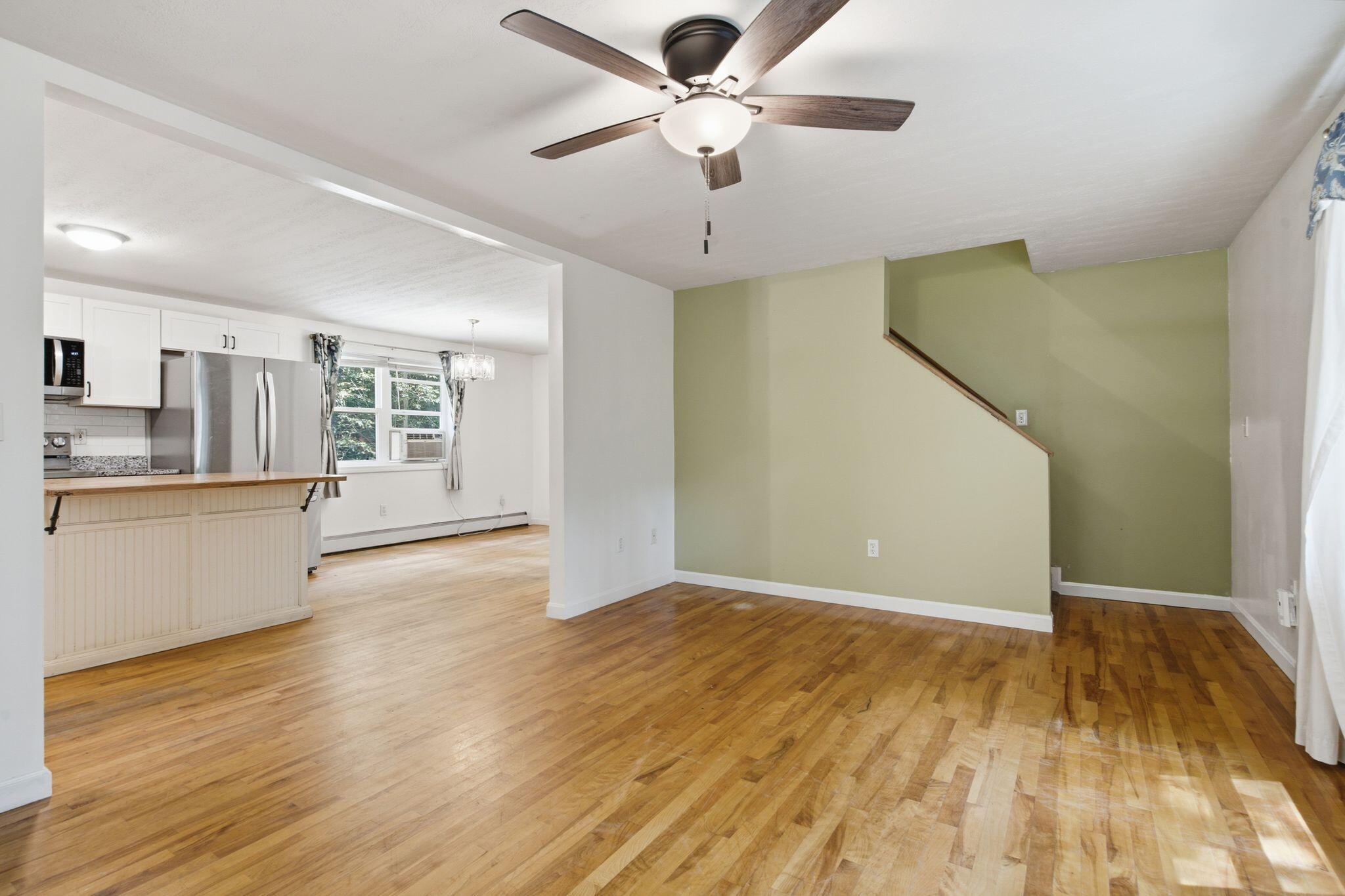 38 Lantern Lane Property Photo 21