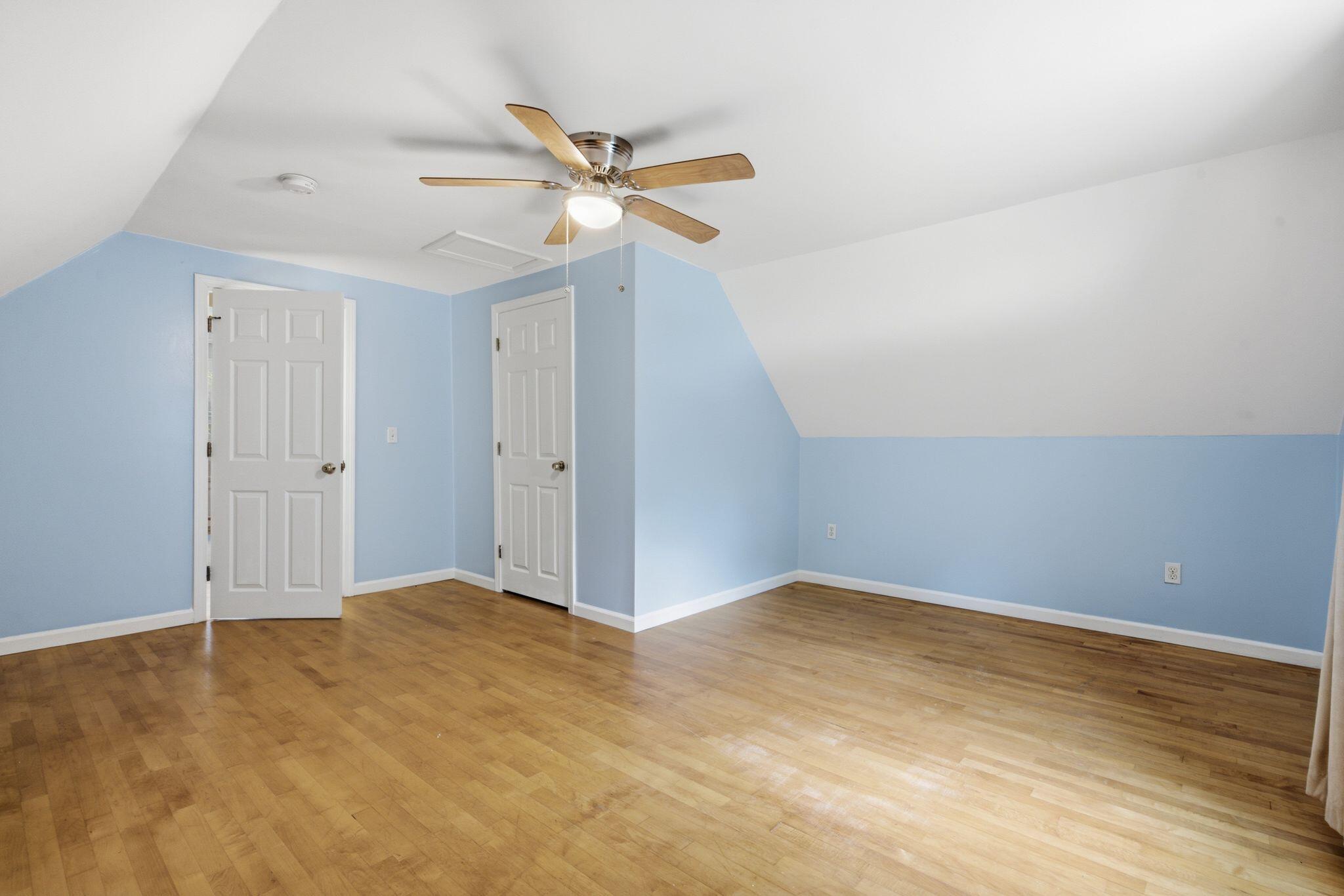 38 Lantern Lane Property Photo 24