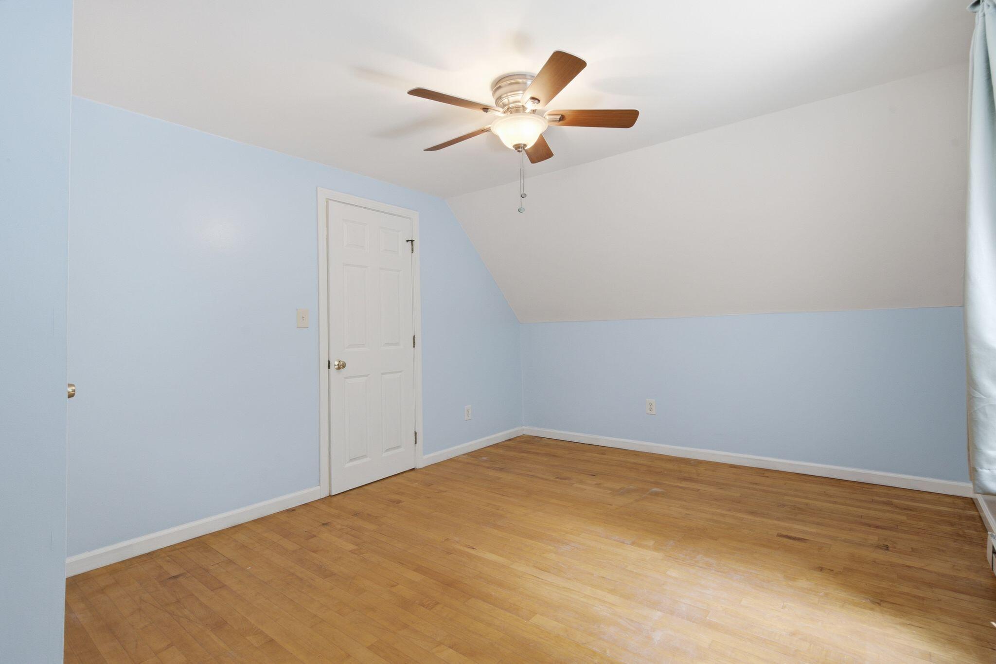 38 Lantern Lane Property Photo 28