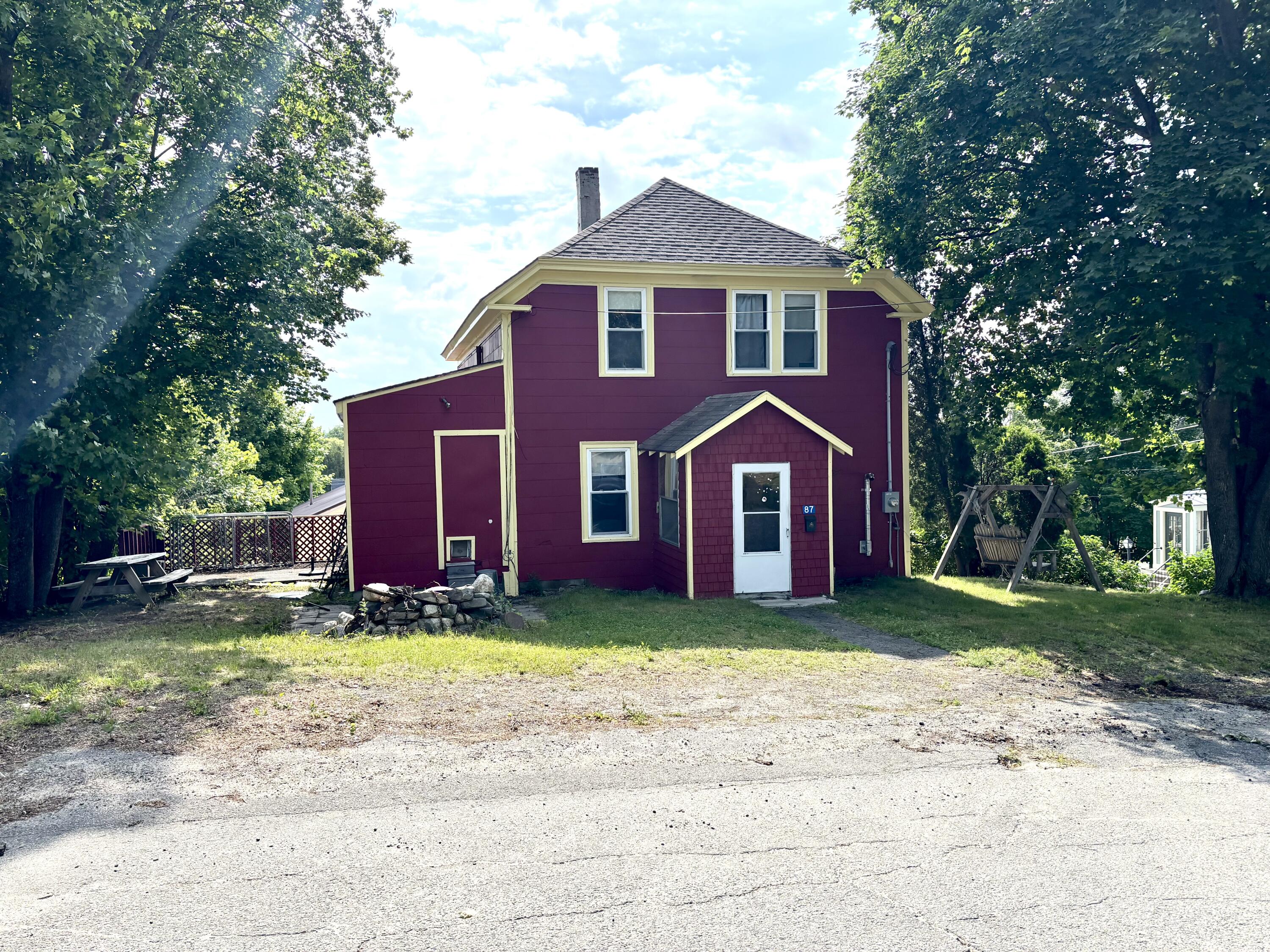 85 School Street Property Photo 1